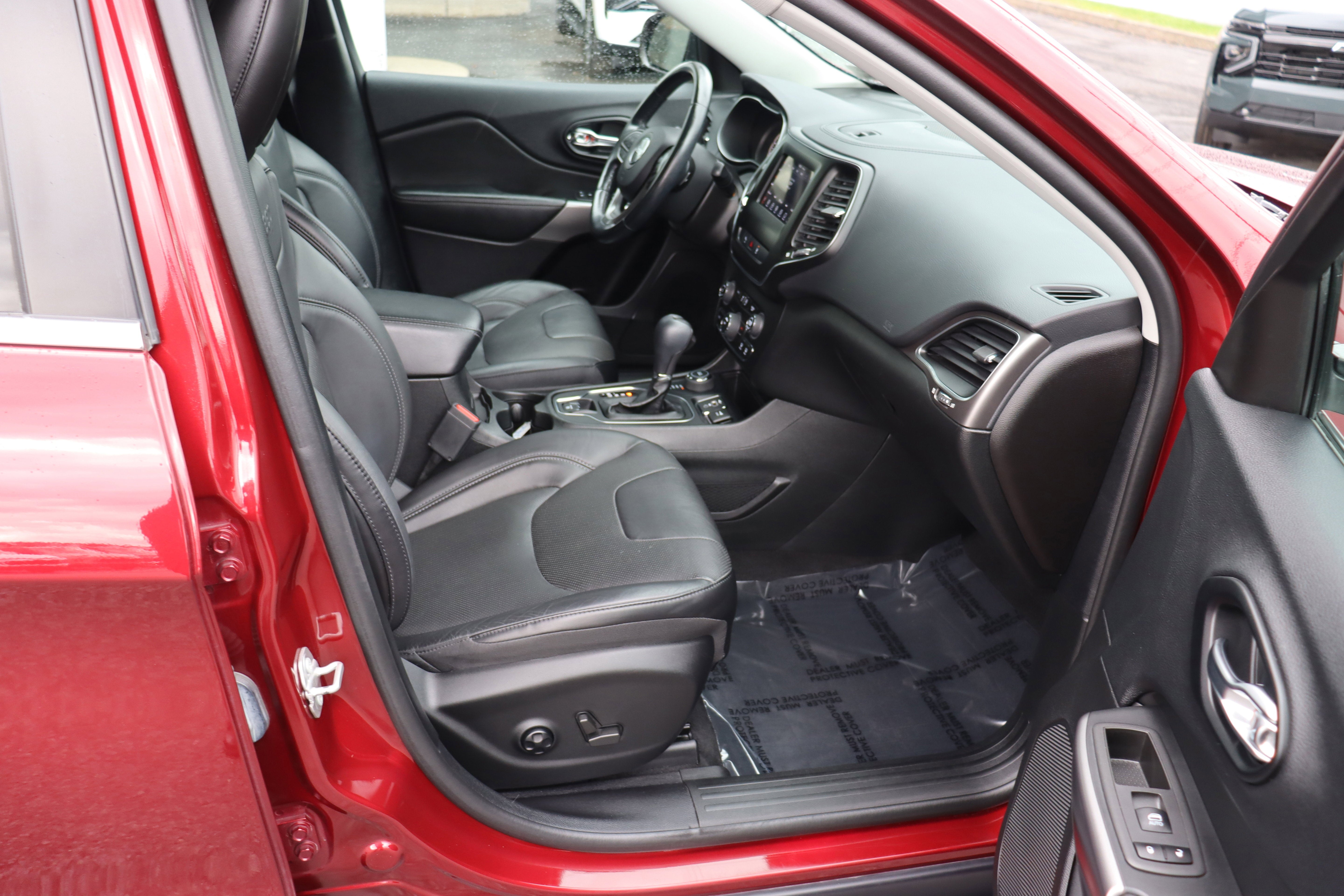 2021 Jeep Cherokee Latitude Lux