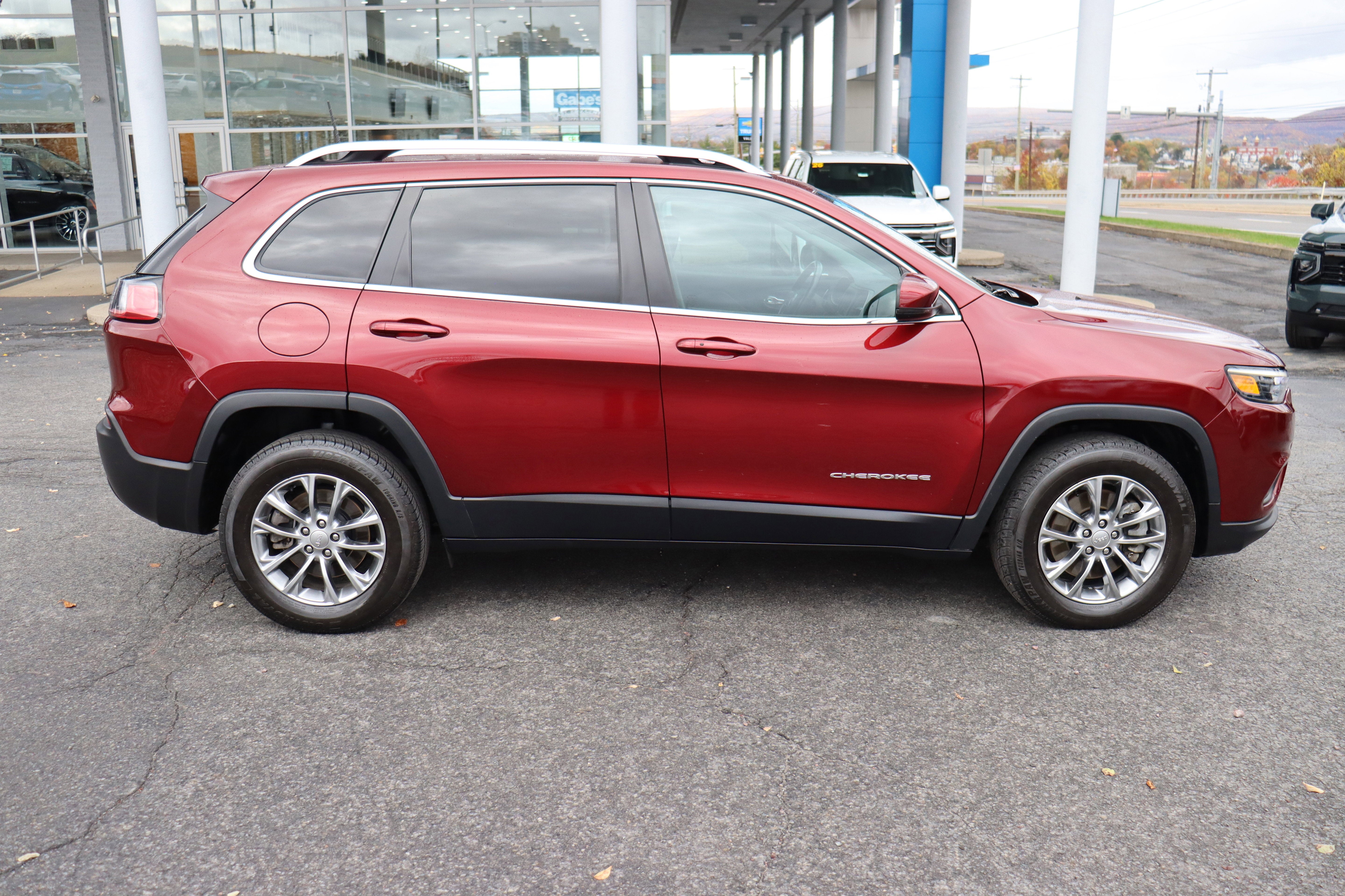 2021 Jeep Cherokee Latitude Lux