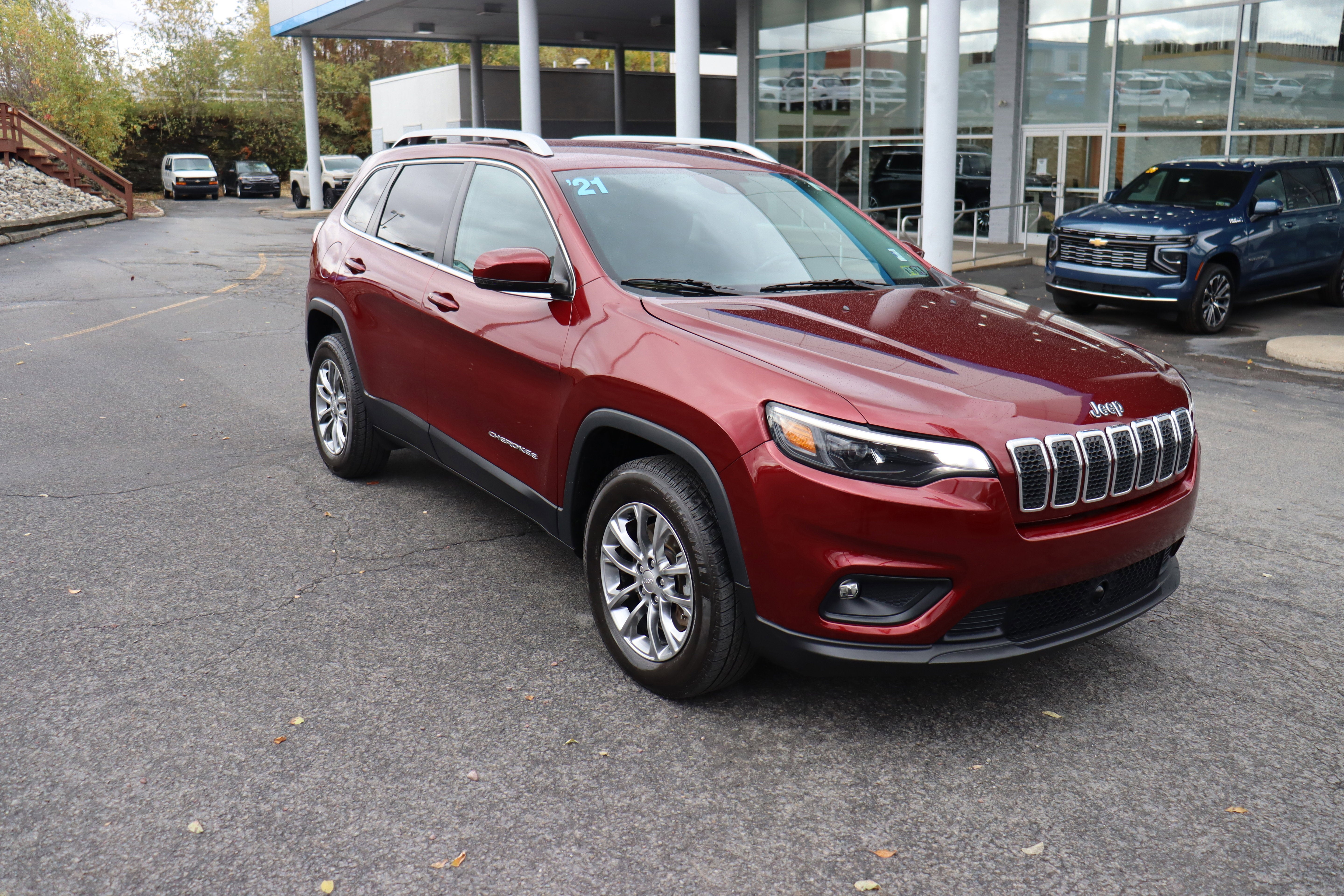 2021 Jeep Cherokee Latitude Lux