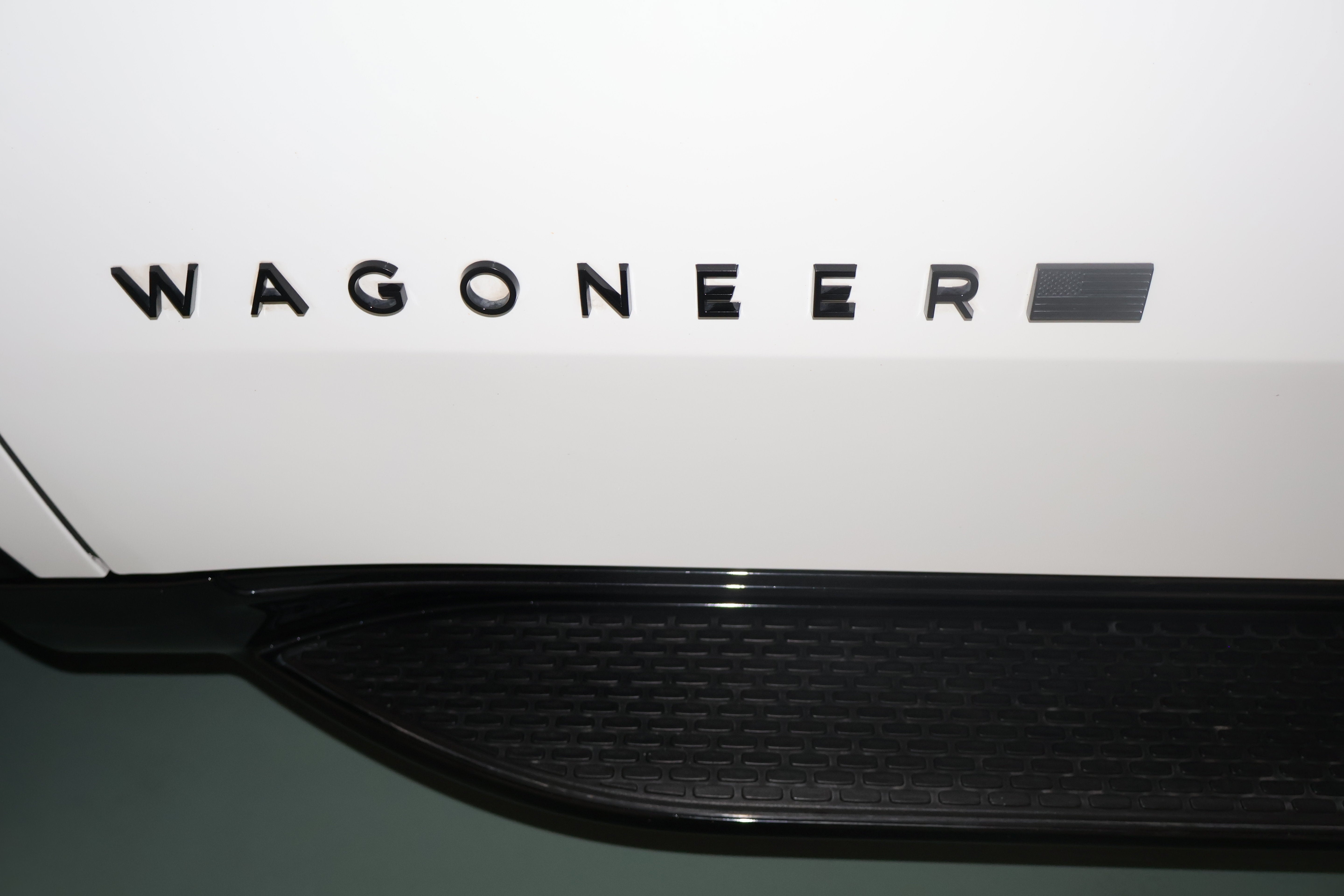 2024 Jeep Wagoneer Series II Carbide 4x4