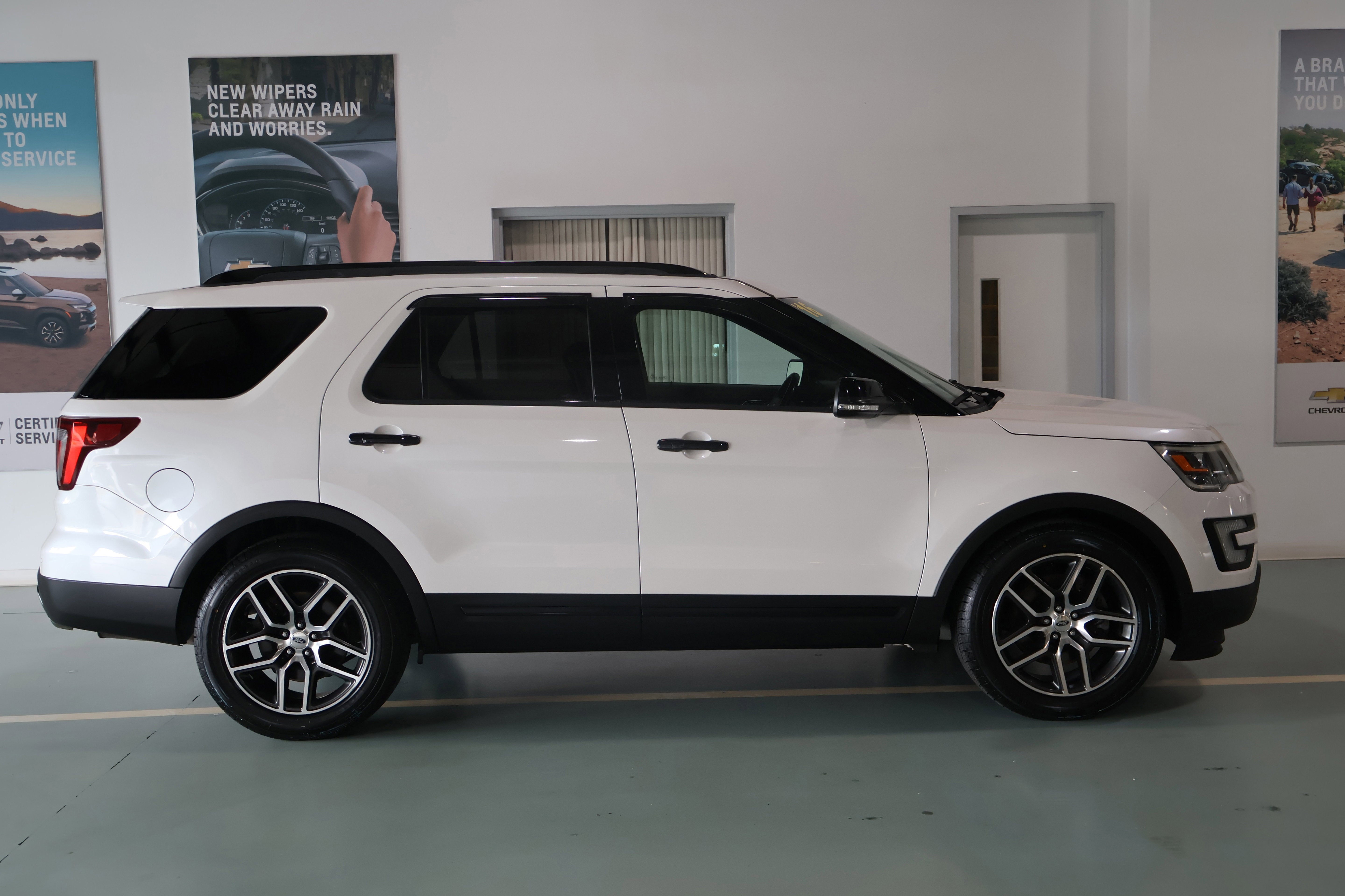 2016 Ford Explorer Sport