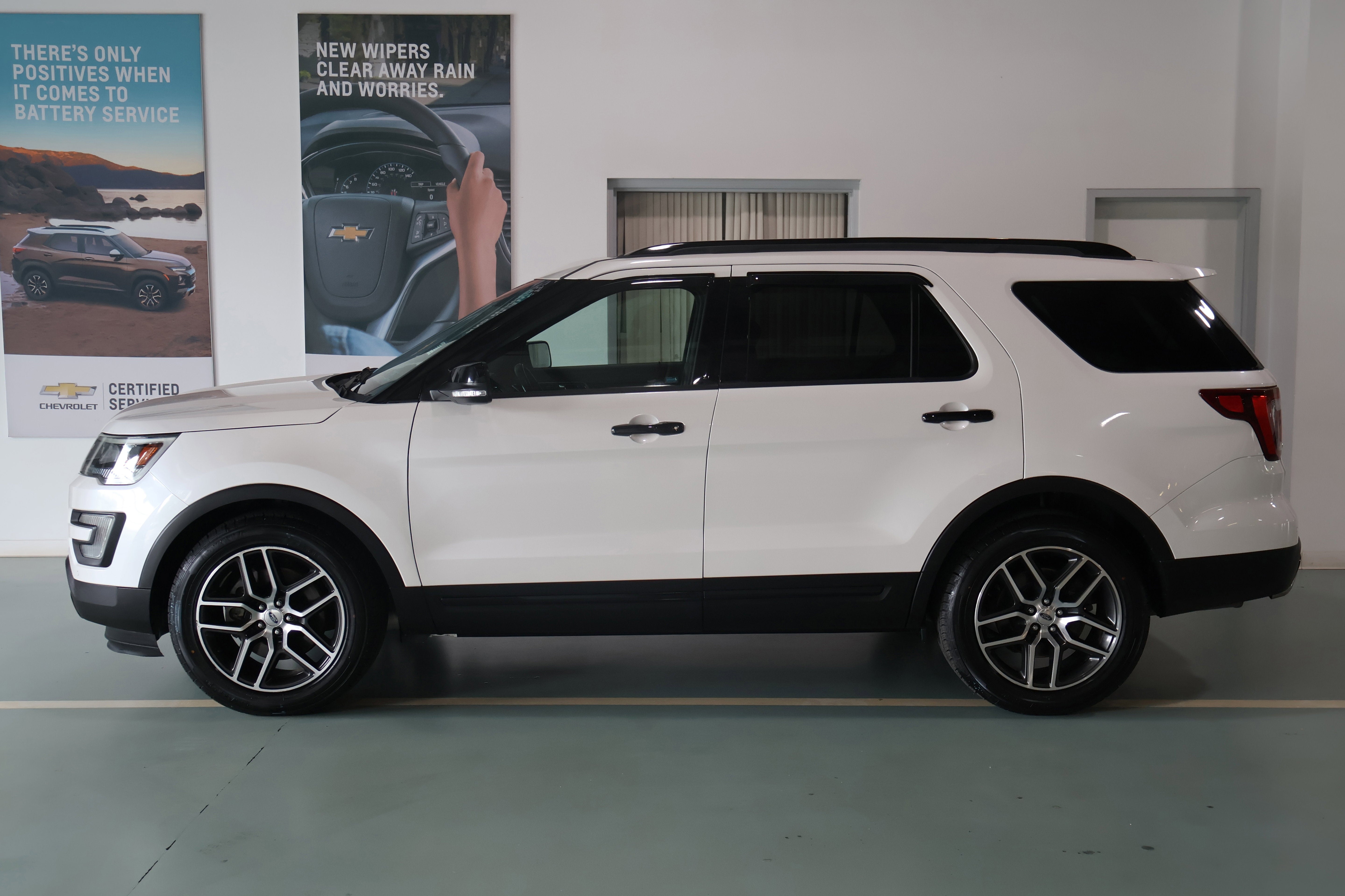 2016 Ford Explorer Sport
