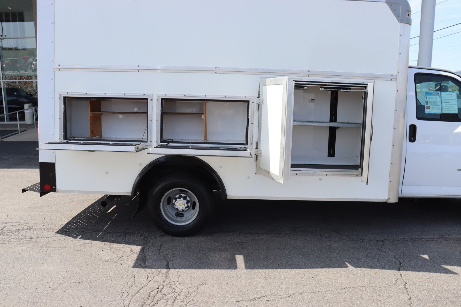 2022 Chevrolet Express Cutaway 3500 CUTWAY