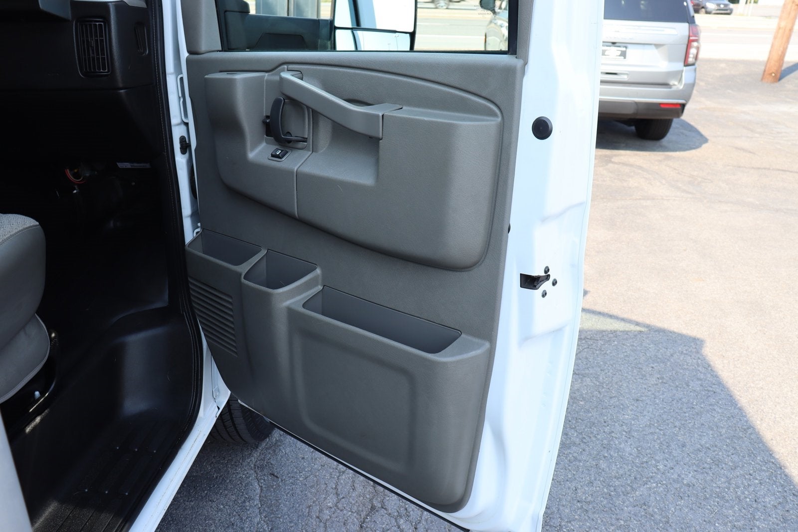 2022 Chevrolet Express Cutaway 3500 CUTWAY