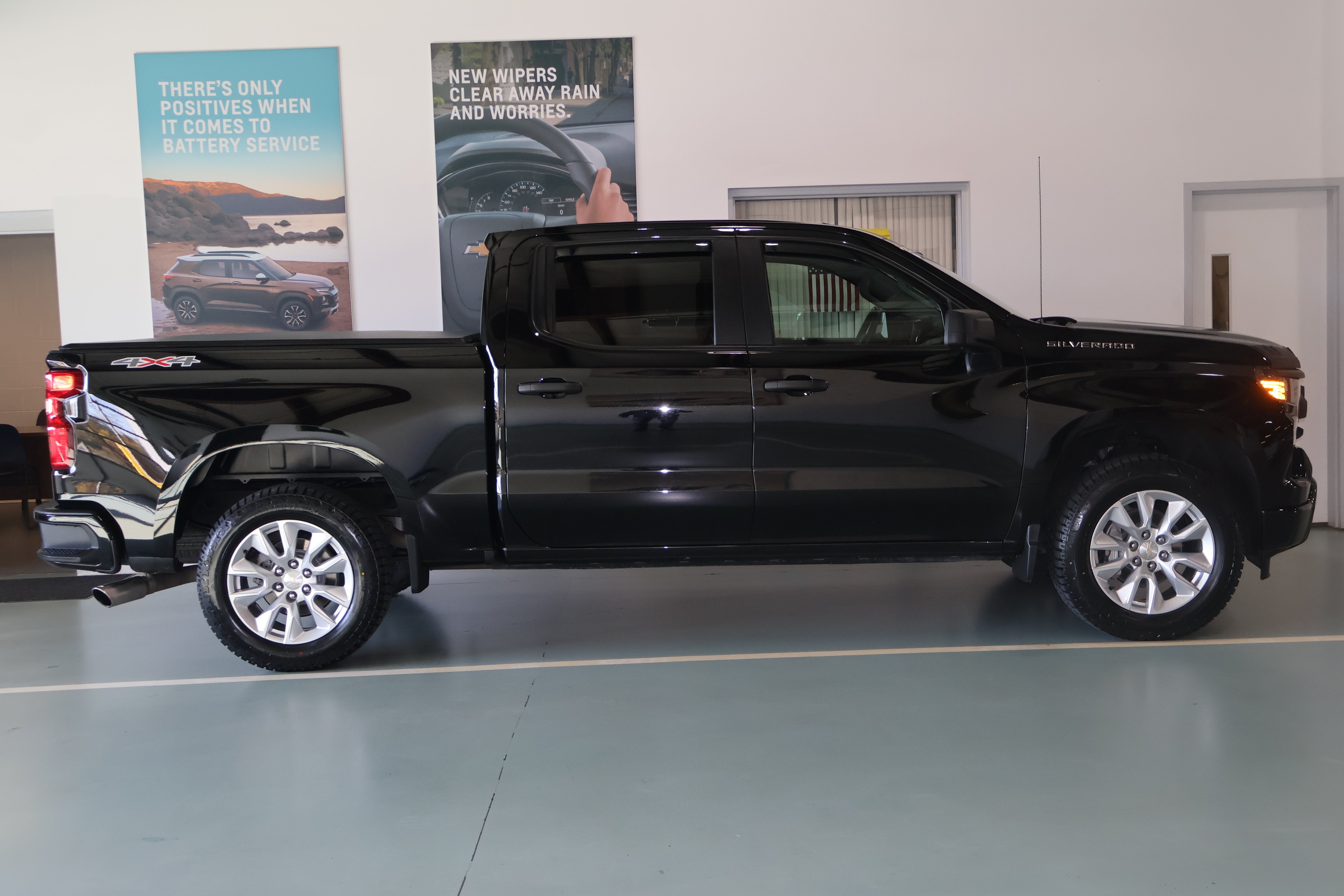 2022 Chevrolet Silverado 1500 Custom - Photo 6