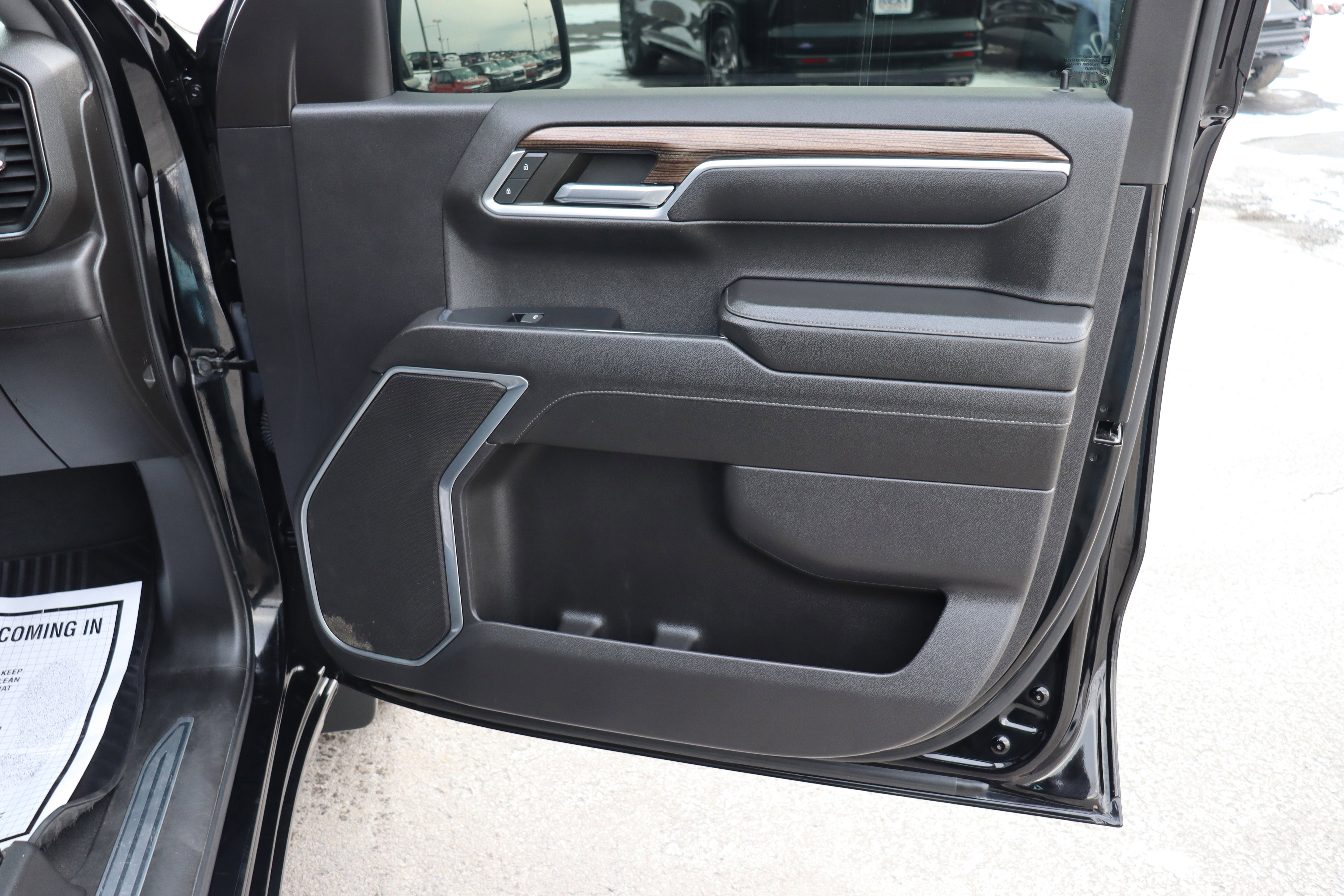 2022 Chevrolet Silverado 1500 LT (2FL)