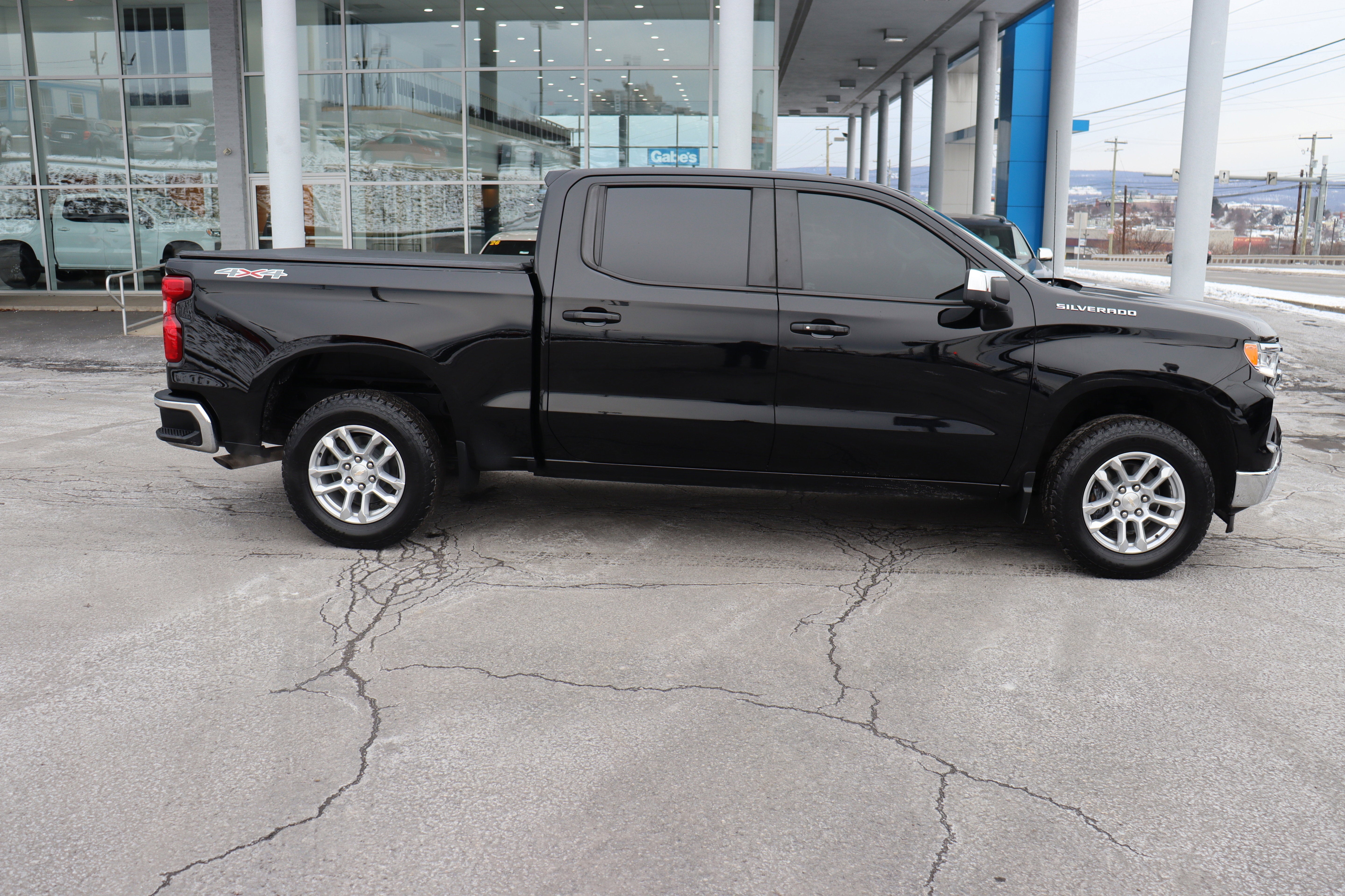 2022 Chevrolet Silverado 1500 LT (2FL)