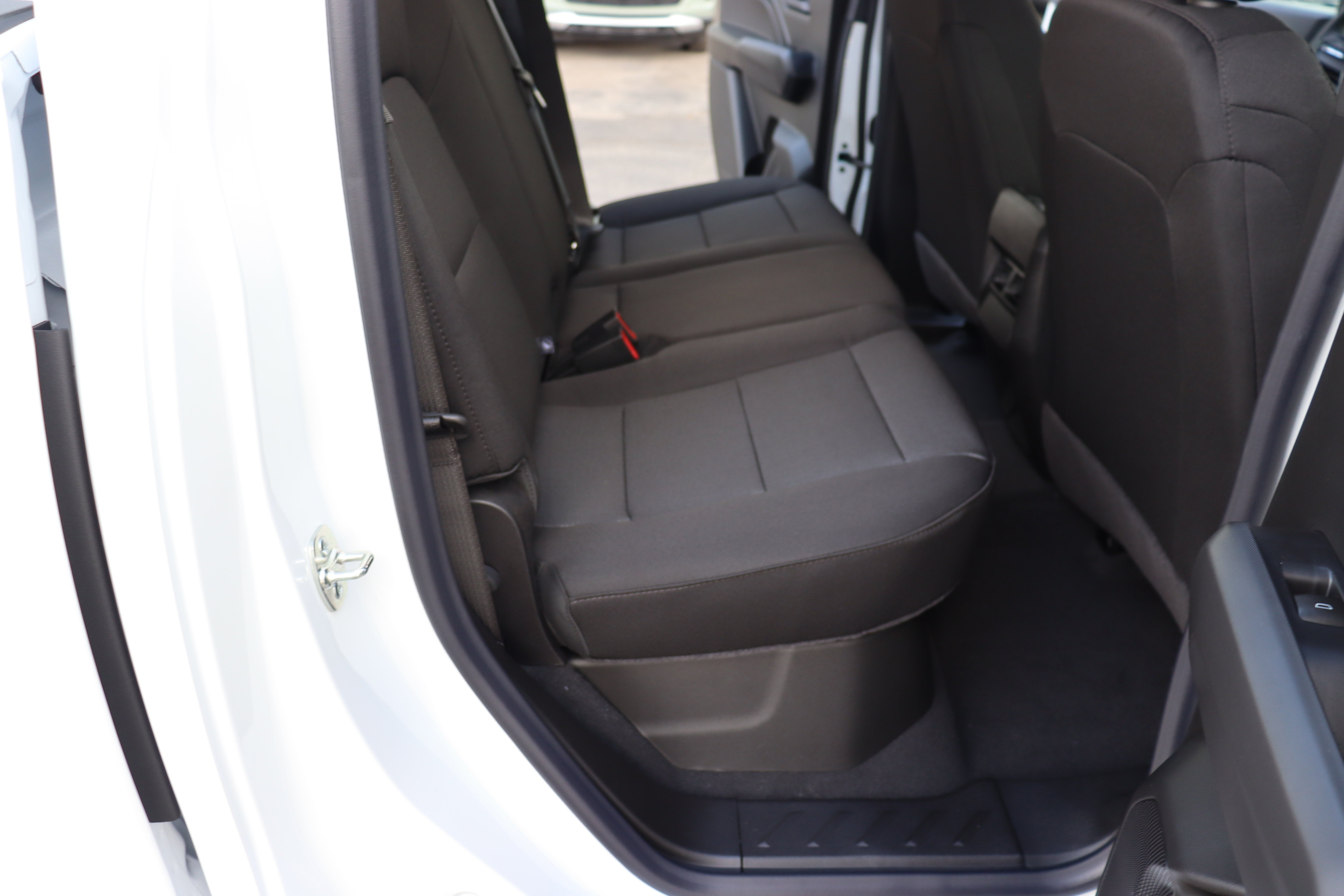 2026 Chevrolet Colorado Work Truck - Photo 15
