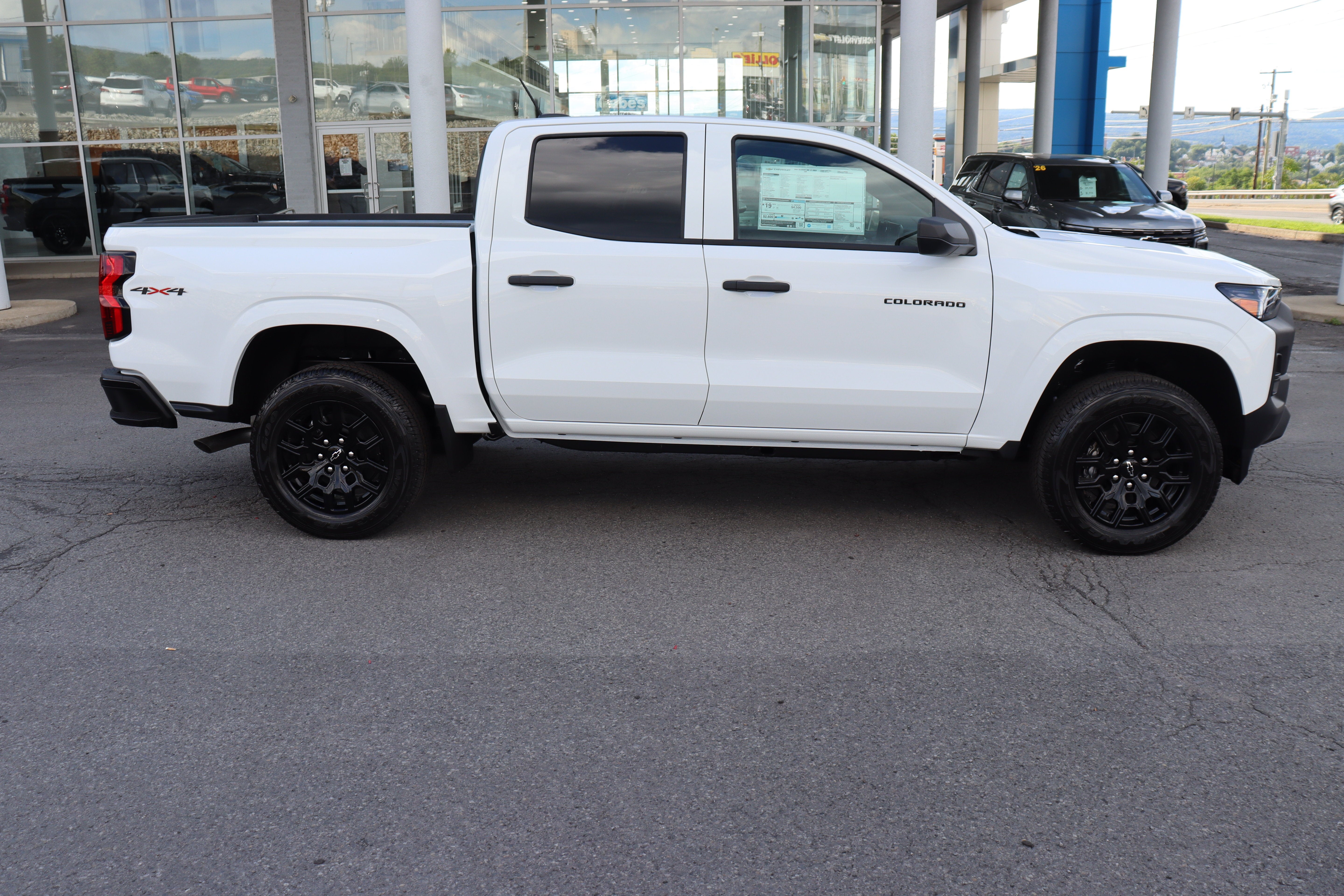 2026 Chevrolet Colorado Work Truck - Photo 6