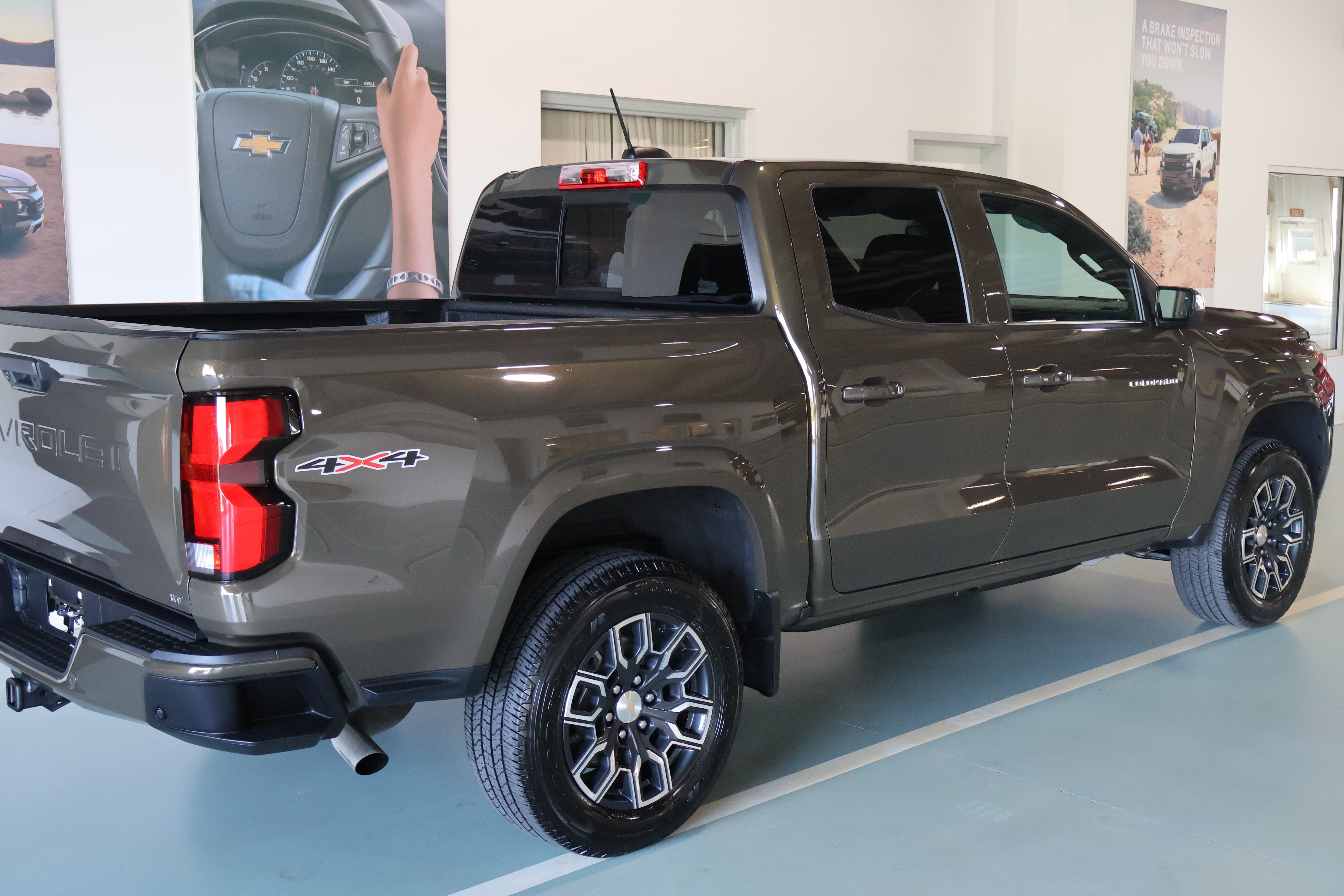 2024 Chevrolet Colorado LT