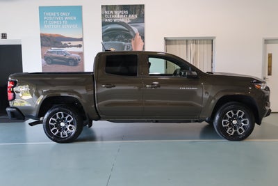 2024 Chevrolet Colorado LT