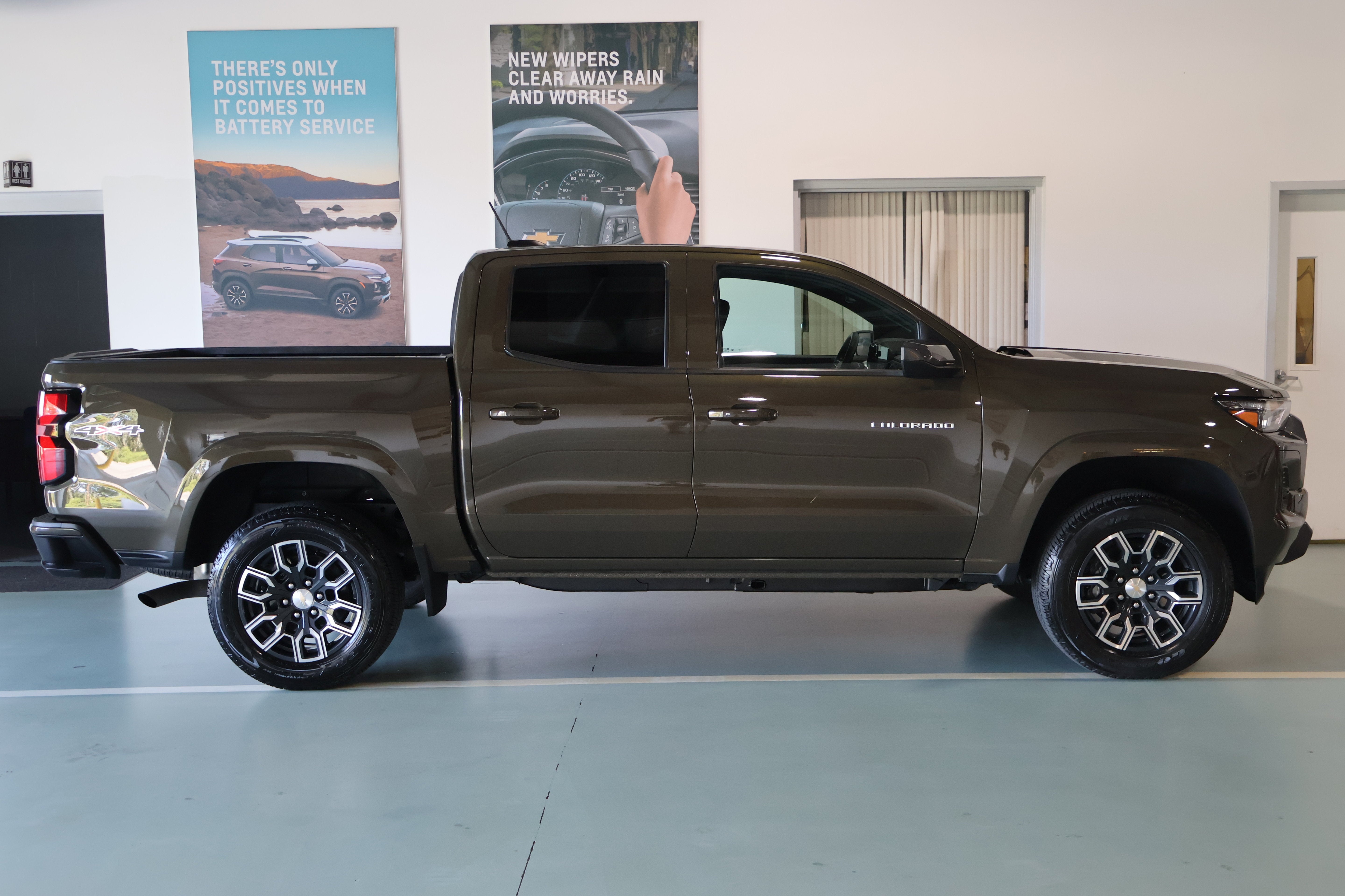 2024 Chevrolet Colorado LT