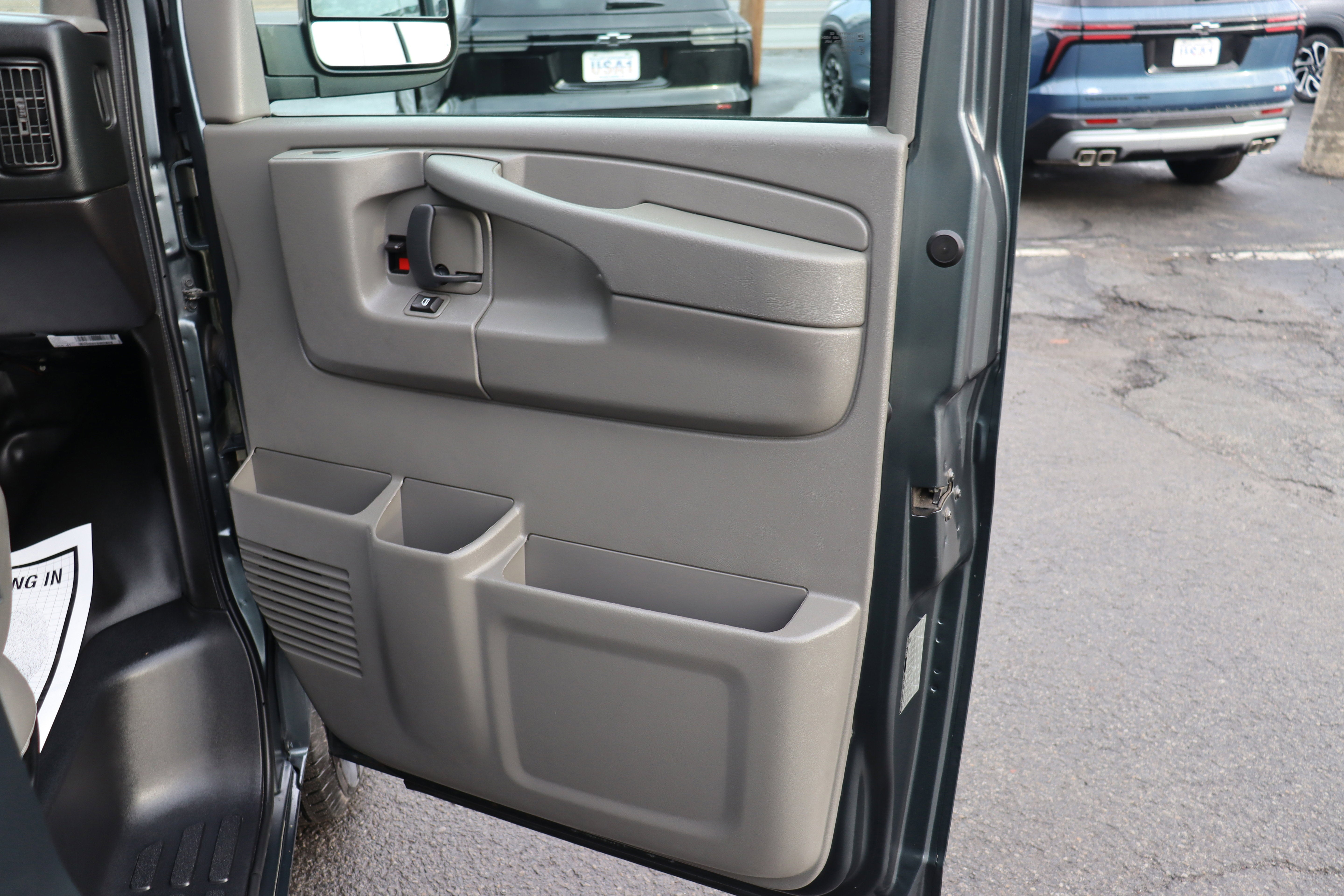 2014 Chevrolet Express Cargo 1500 CARGO