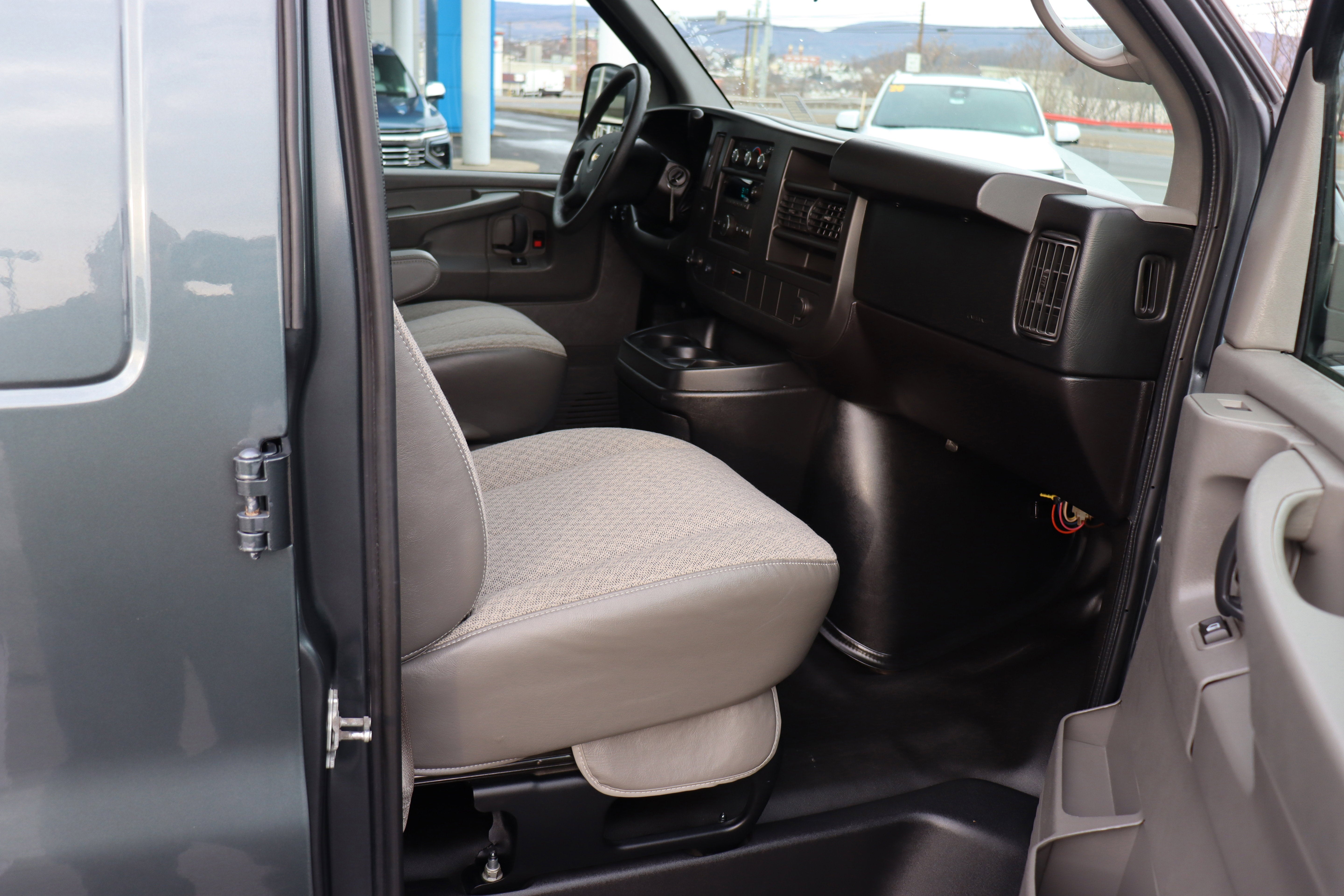 2014 Chevrolet Express Cargo 1500 CARGO