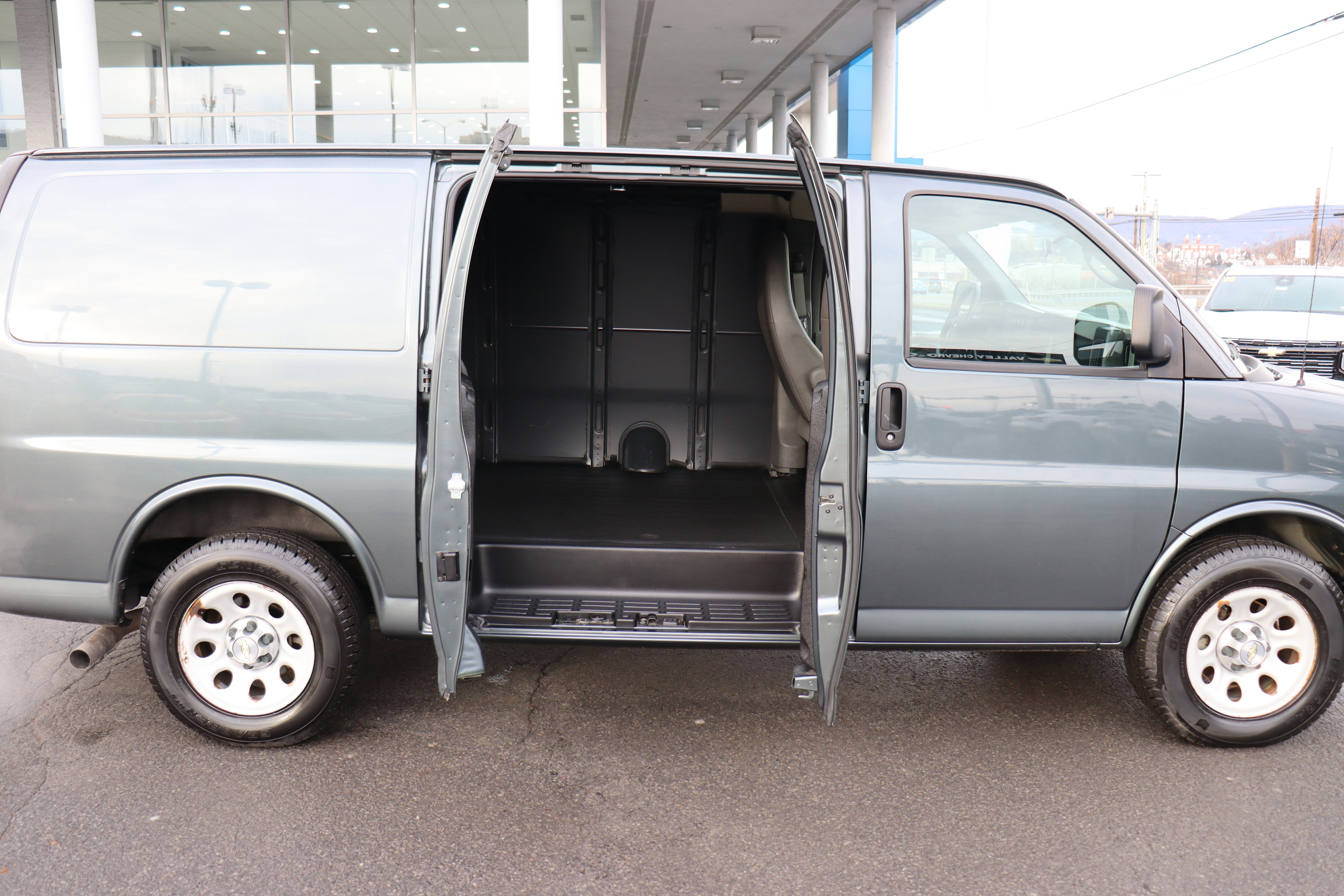 2014 Chevrolet Express Cargo 1500 CARGO