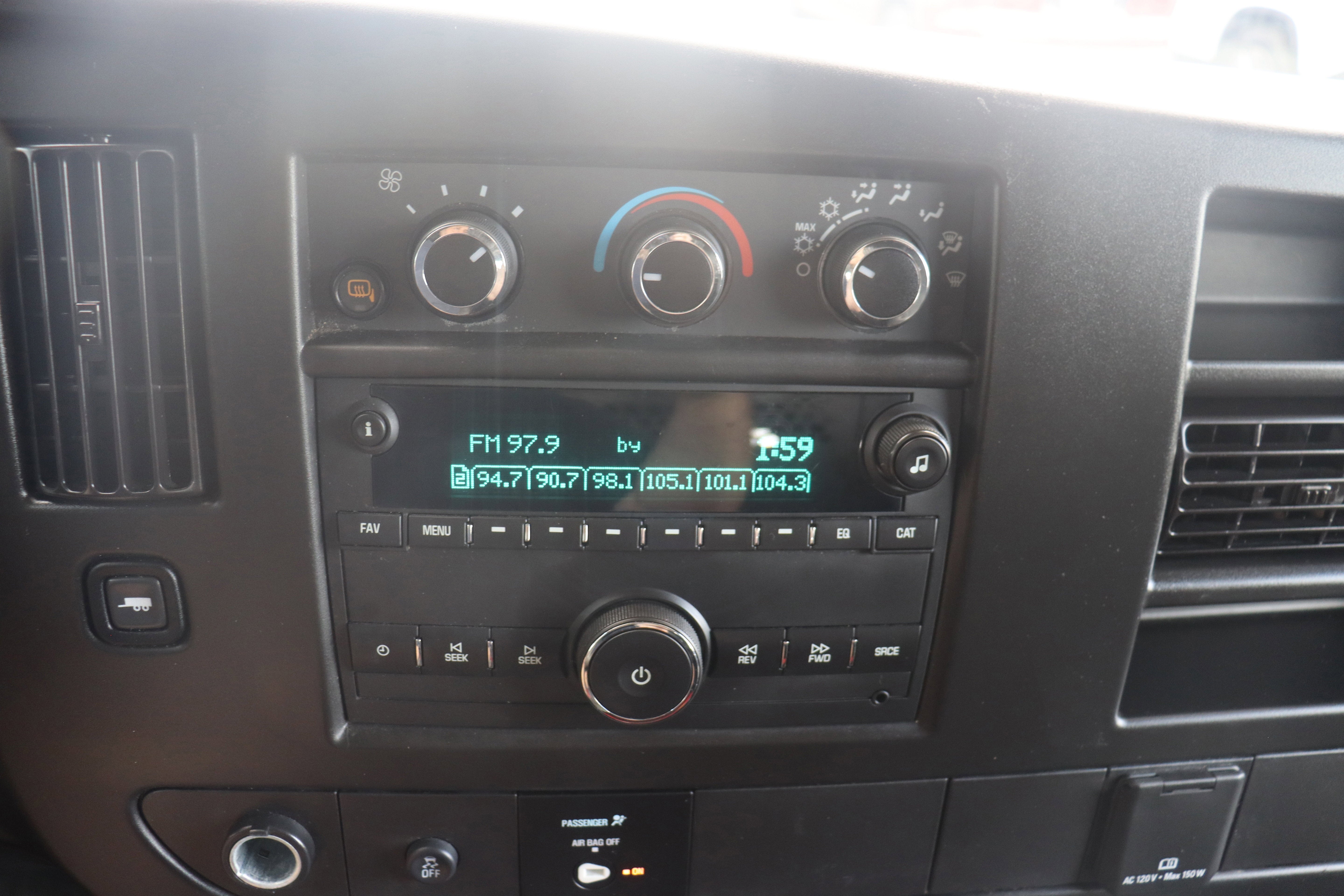 2023 Chevrolet Express Cargo 2500 WT