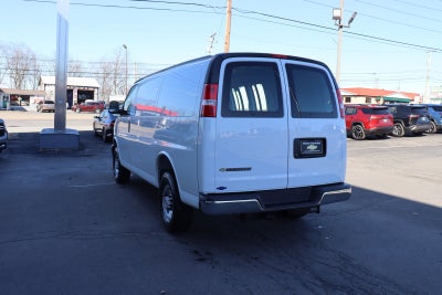 2025 Chevrolet Express Cargo 3500 WT
