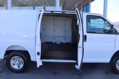 2025 Chevrolet Express Cargo 3500 WT