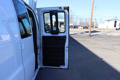 2025 Chevrolet Express Cargo 3500 WT