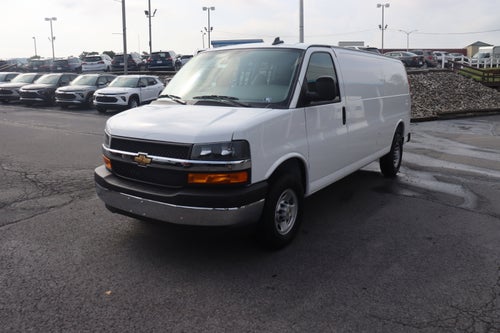 2025 Chevrolet Express Cargo 3500 WT