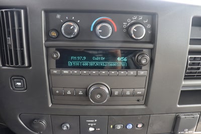 2025 Chevrolet Express Cargo 3500 WT