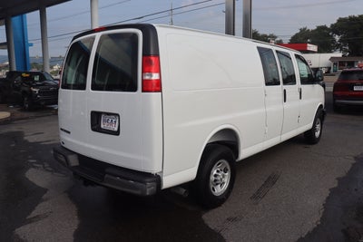 2025 Chevrolet Express Cargo 3500 WT