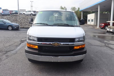 2025 Chevrolet Express Cargo 3500 WT