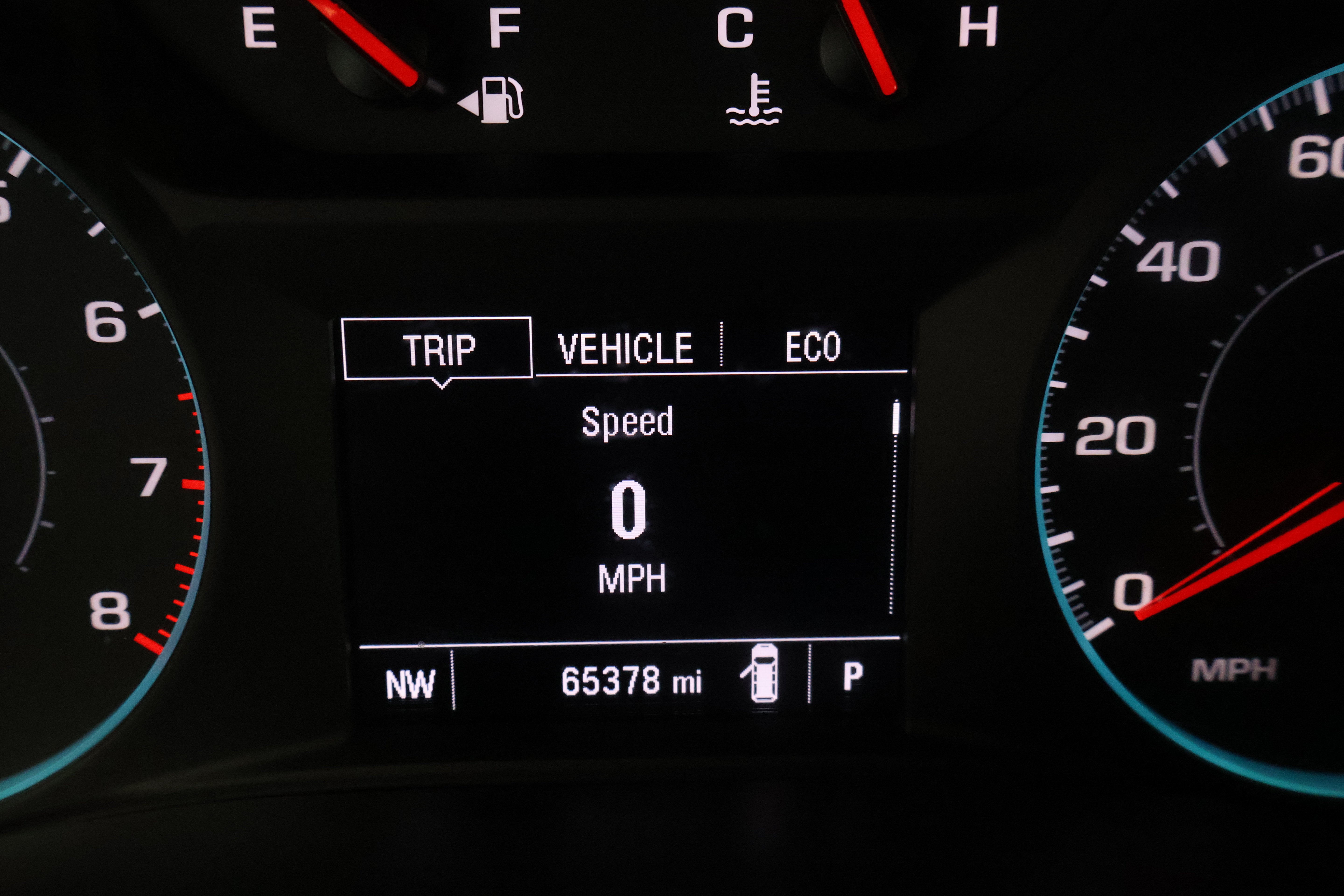 2022 Chevrolet Traverse LS - Photo 16