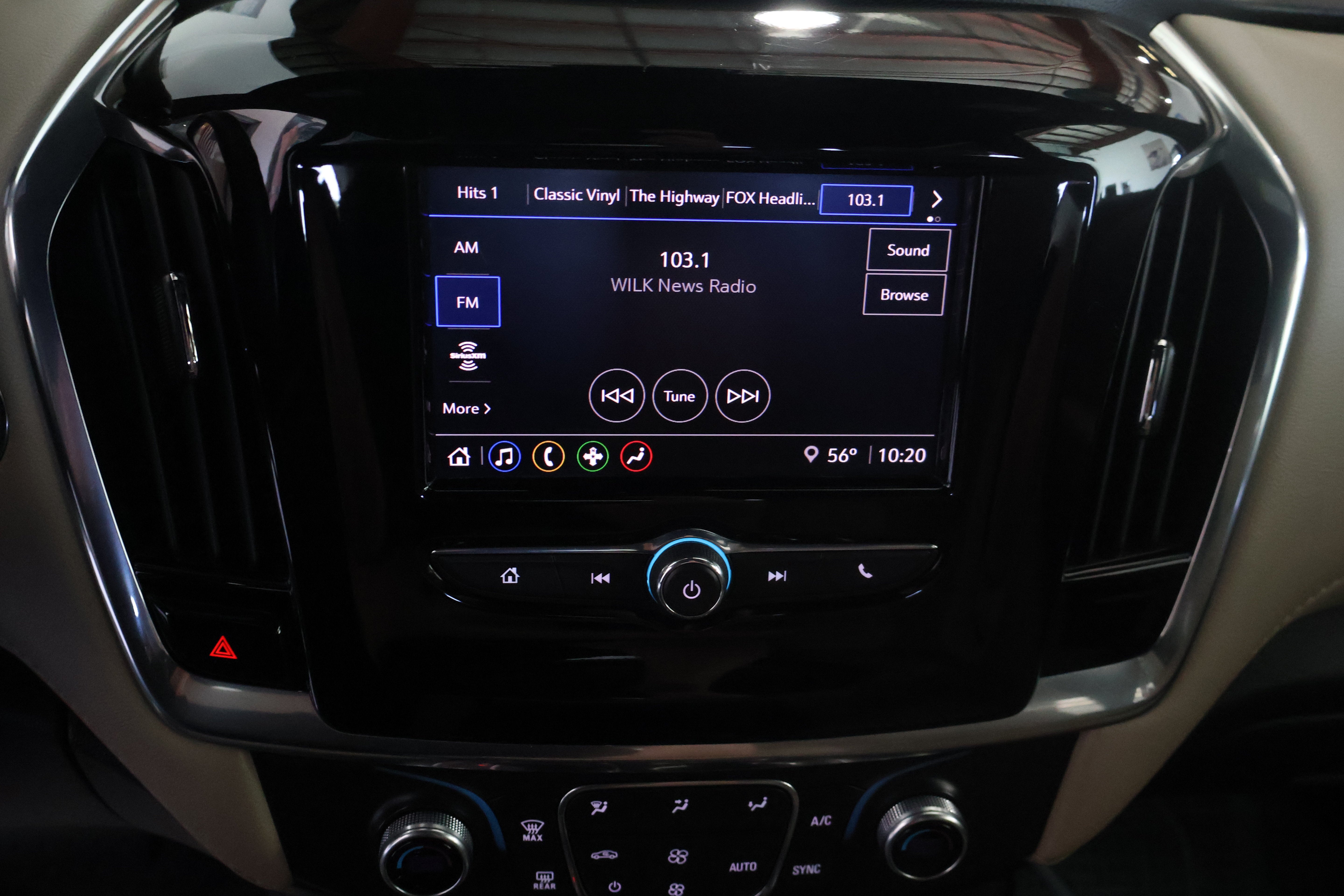 2022 Chevrolet Traverse LS