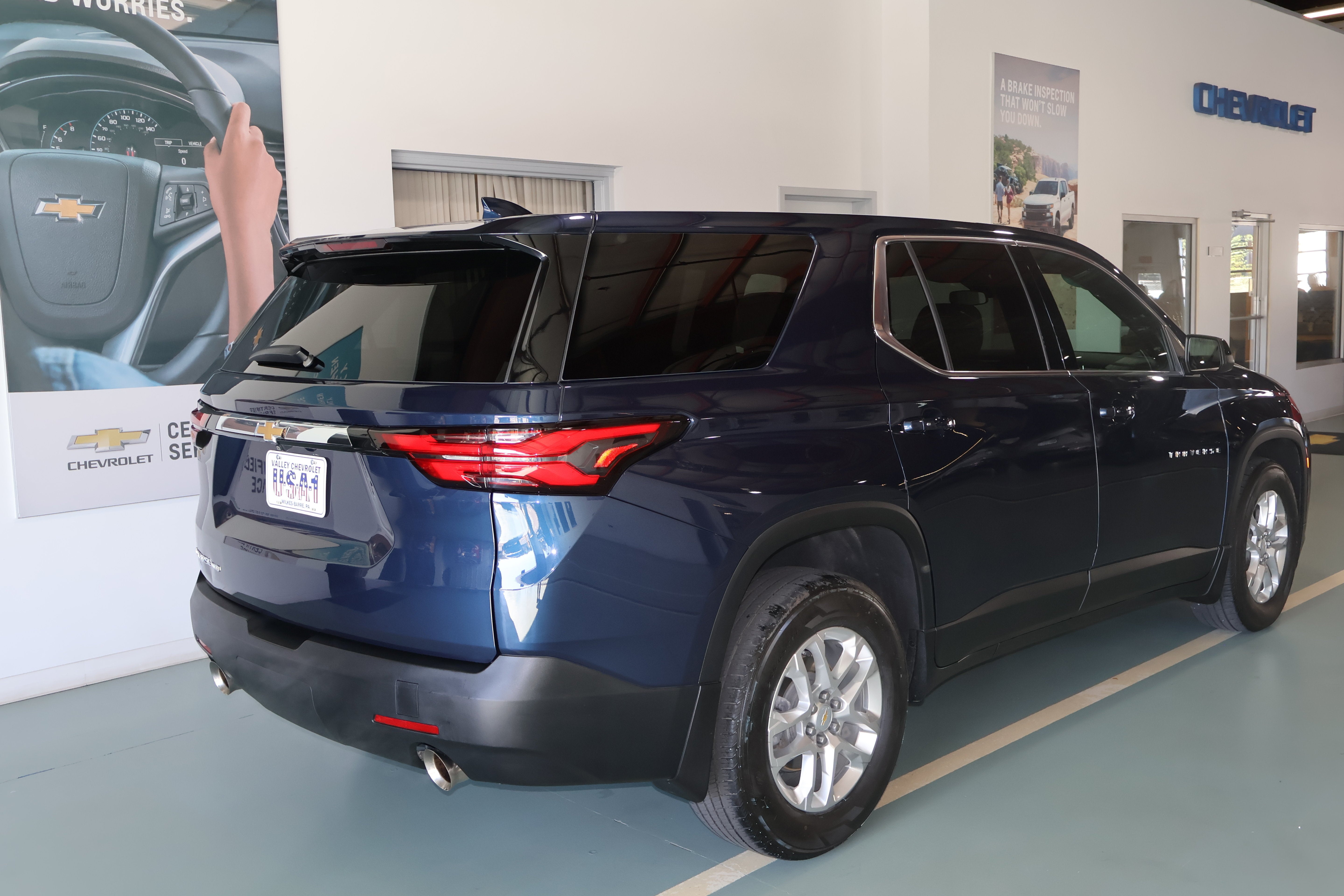 2022 Chevrolet Traverse LS