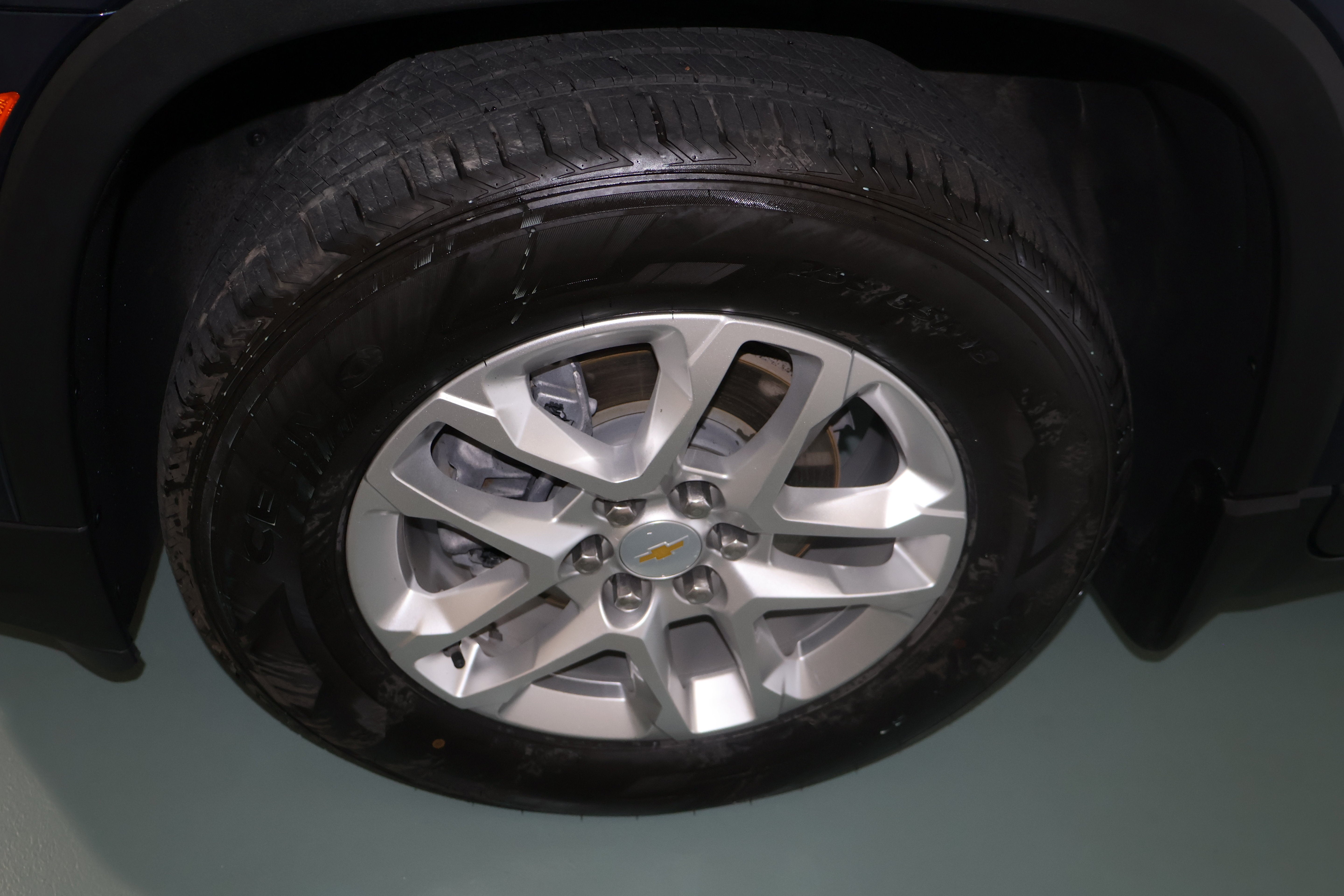 2022 Chevrolet Traverse LS - Photo 9