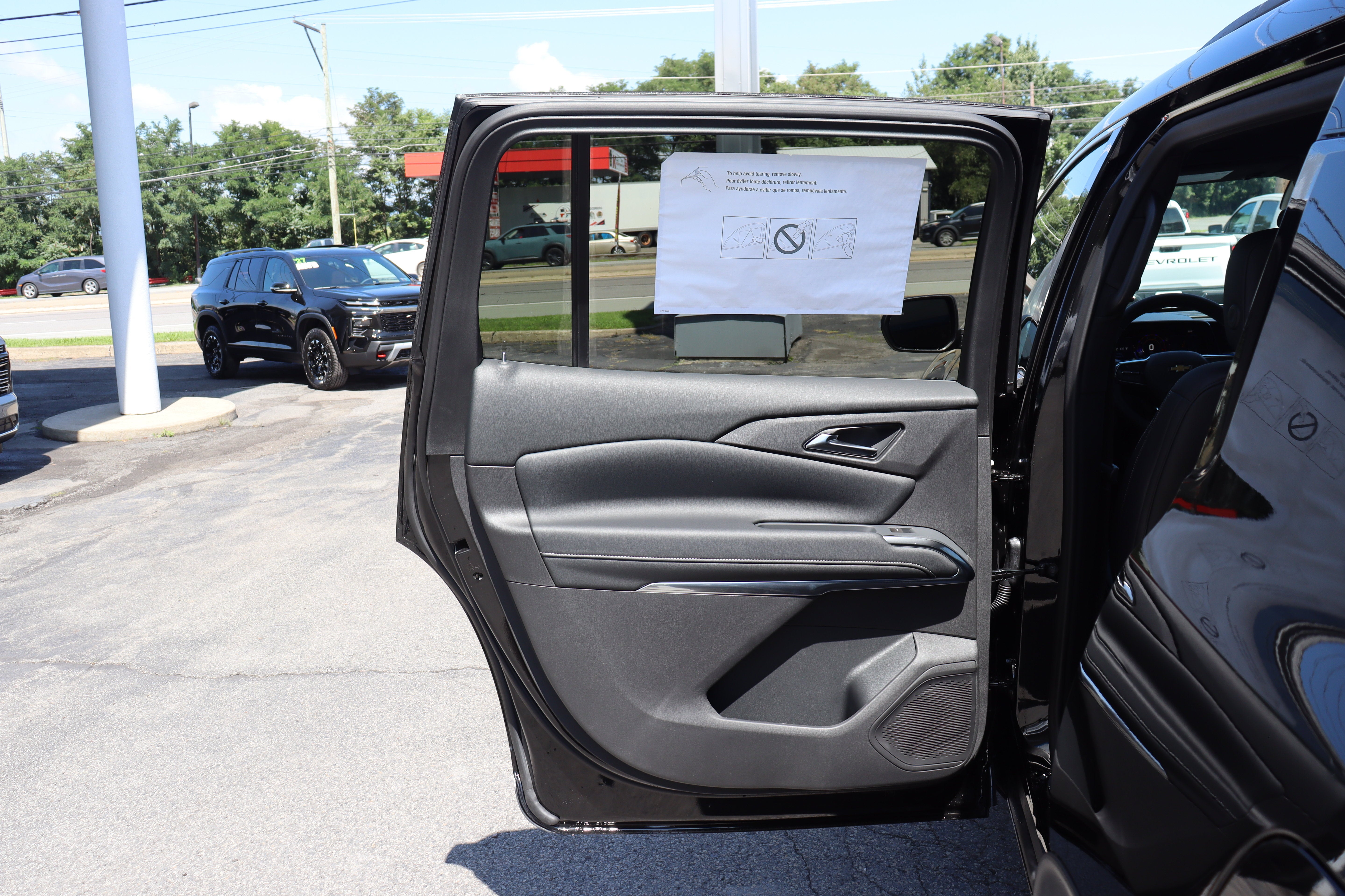 2027 Chevrolet Traverse LT - Photo 13