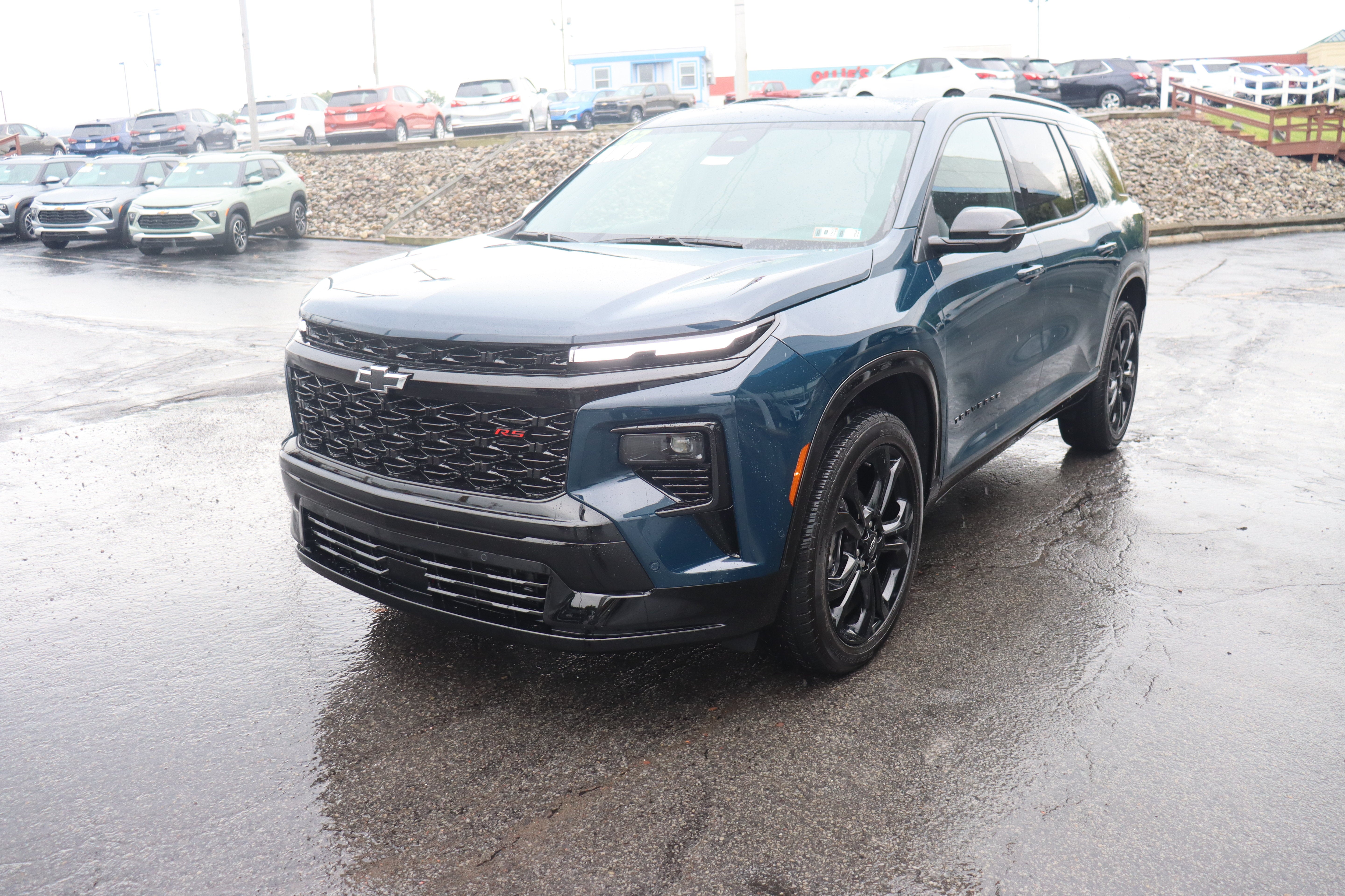 2027 Chevrolet Traverse RS