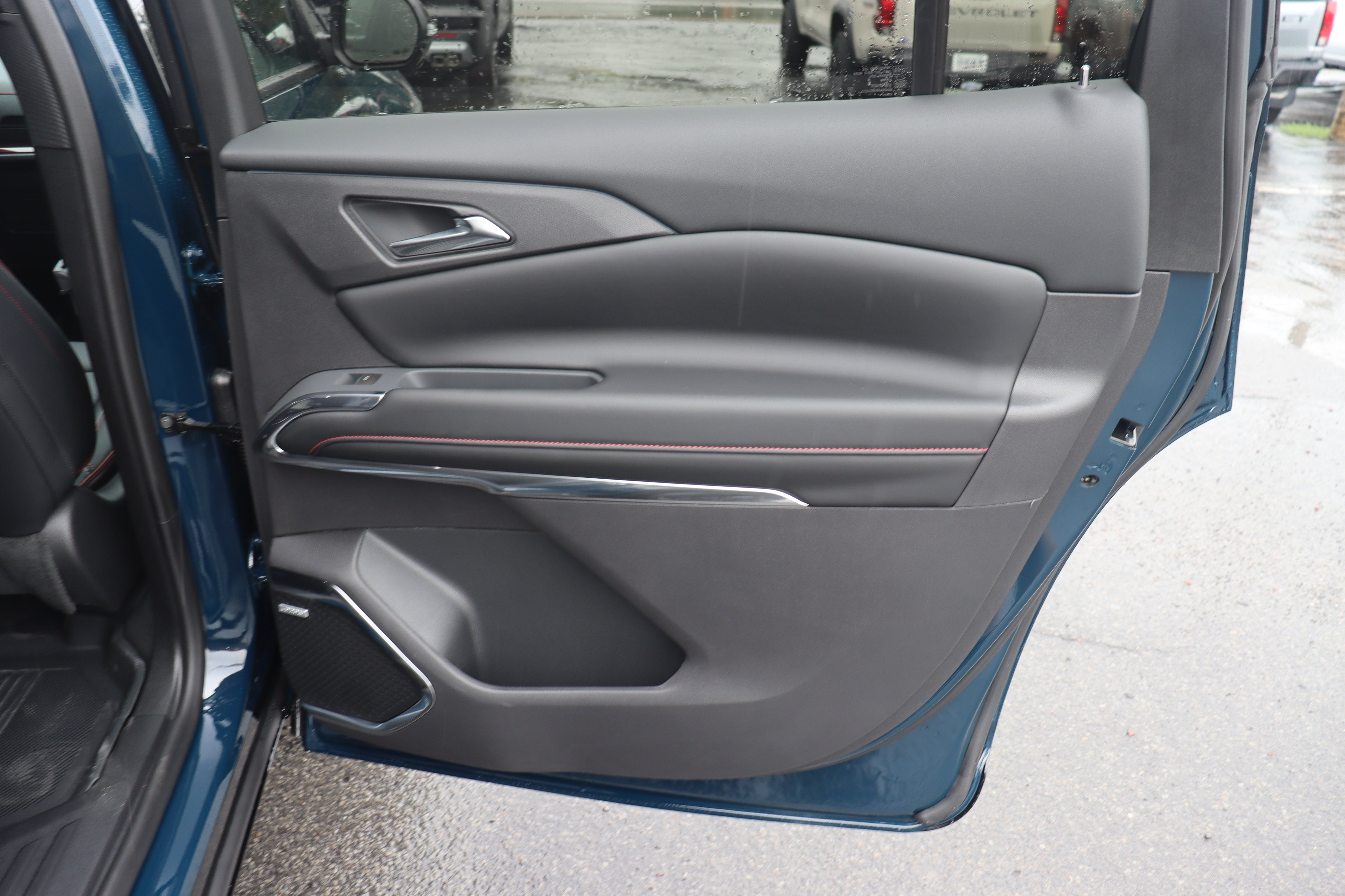 2027 Chevrolet Traverse RS