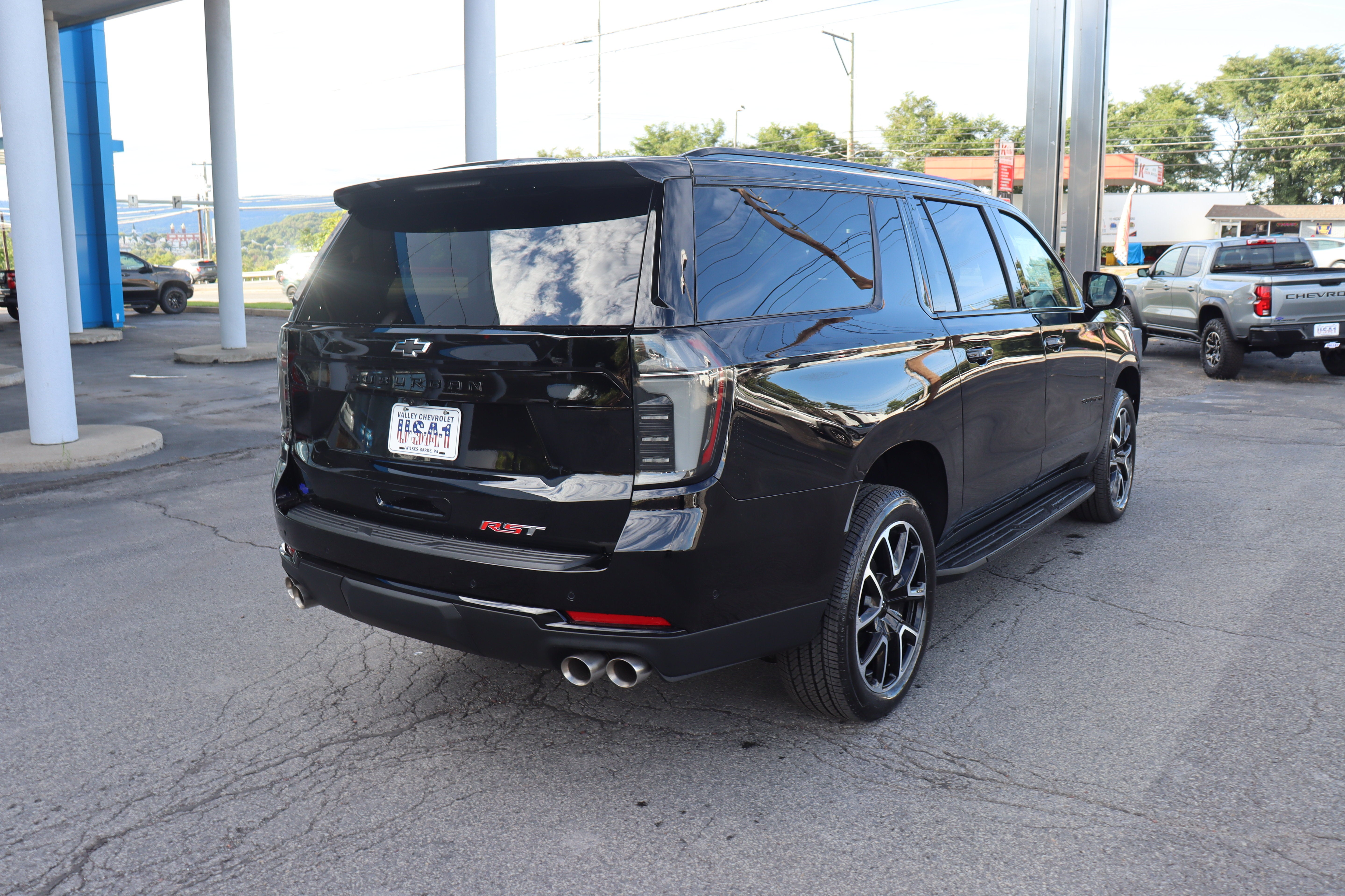2026 Chevrolet Suburban RST