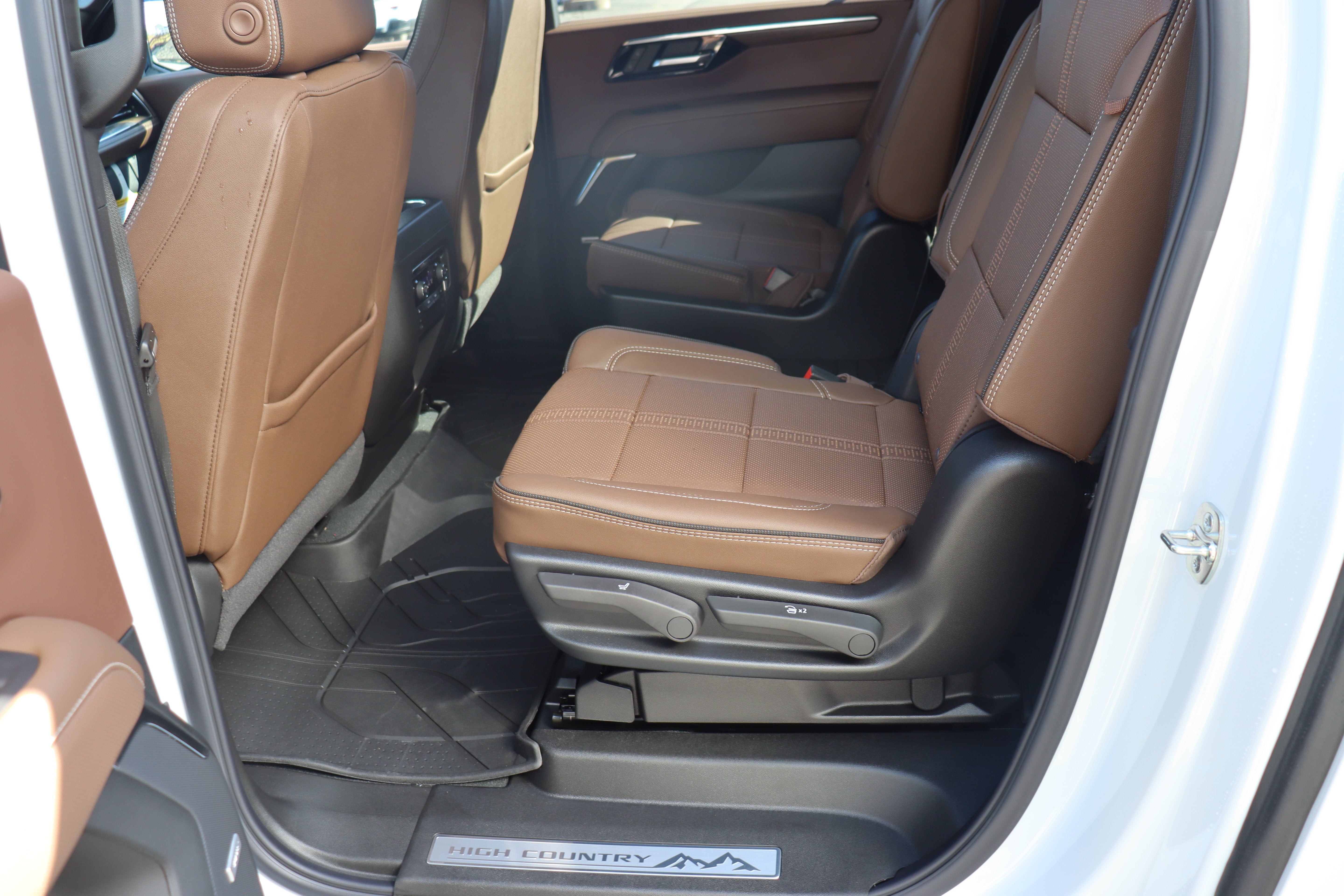 2027 Chevrolet Suburban High Country