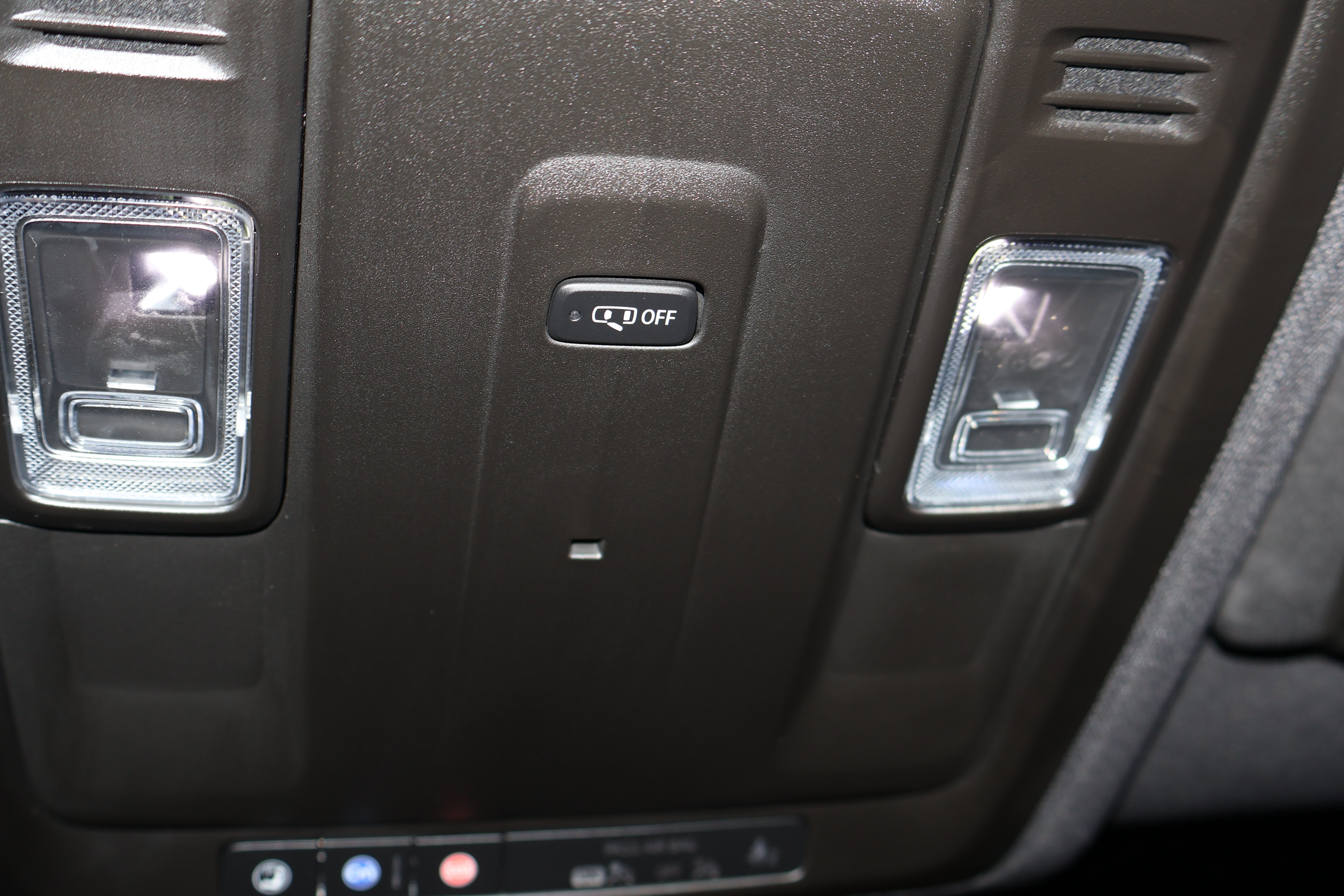 2022 Chevrolet Suburban LS