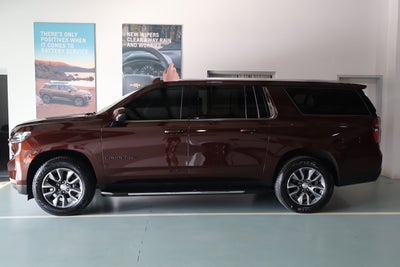 2022 Chevrolet Suburban LS