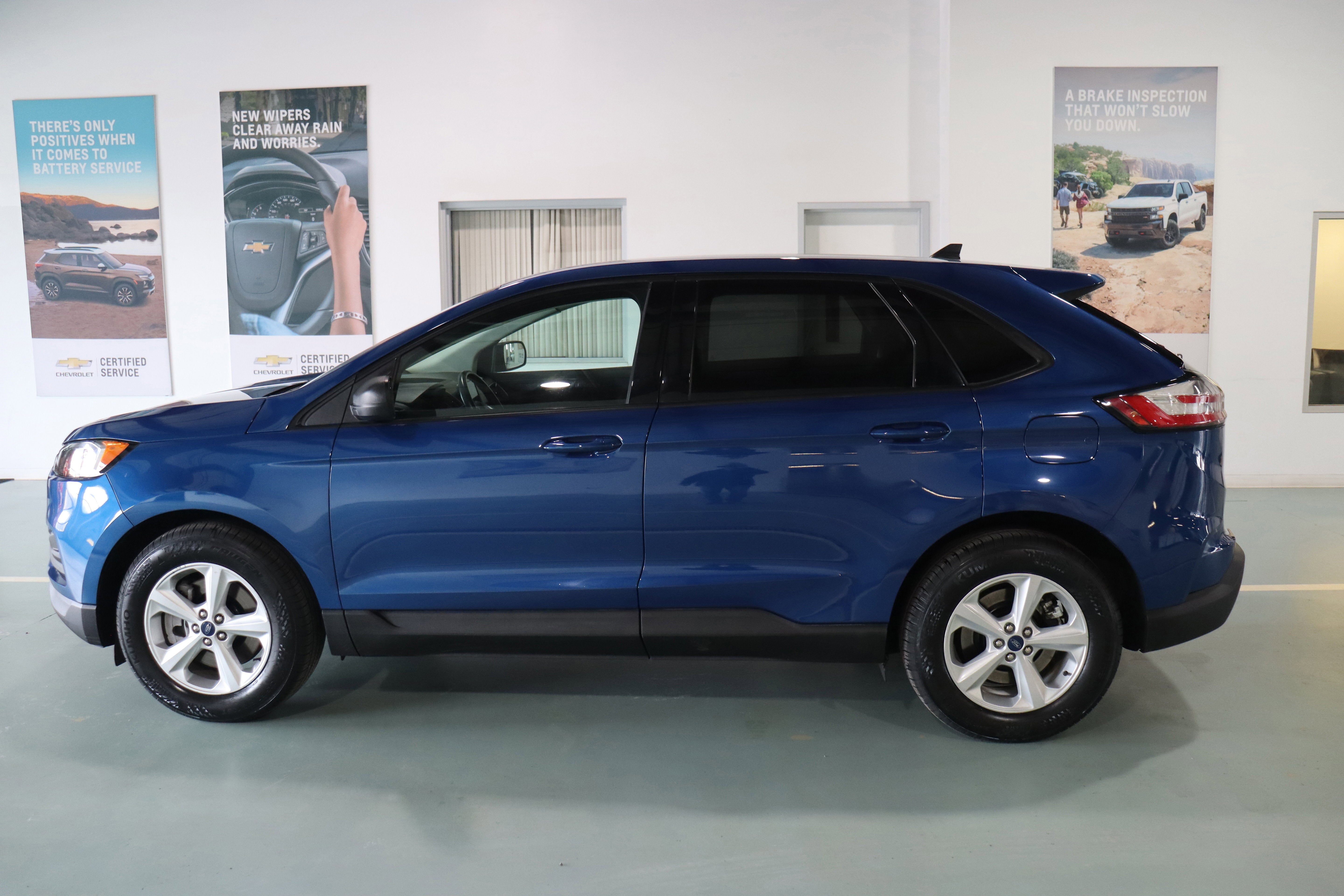 2022 Ford Edge SE