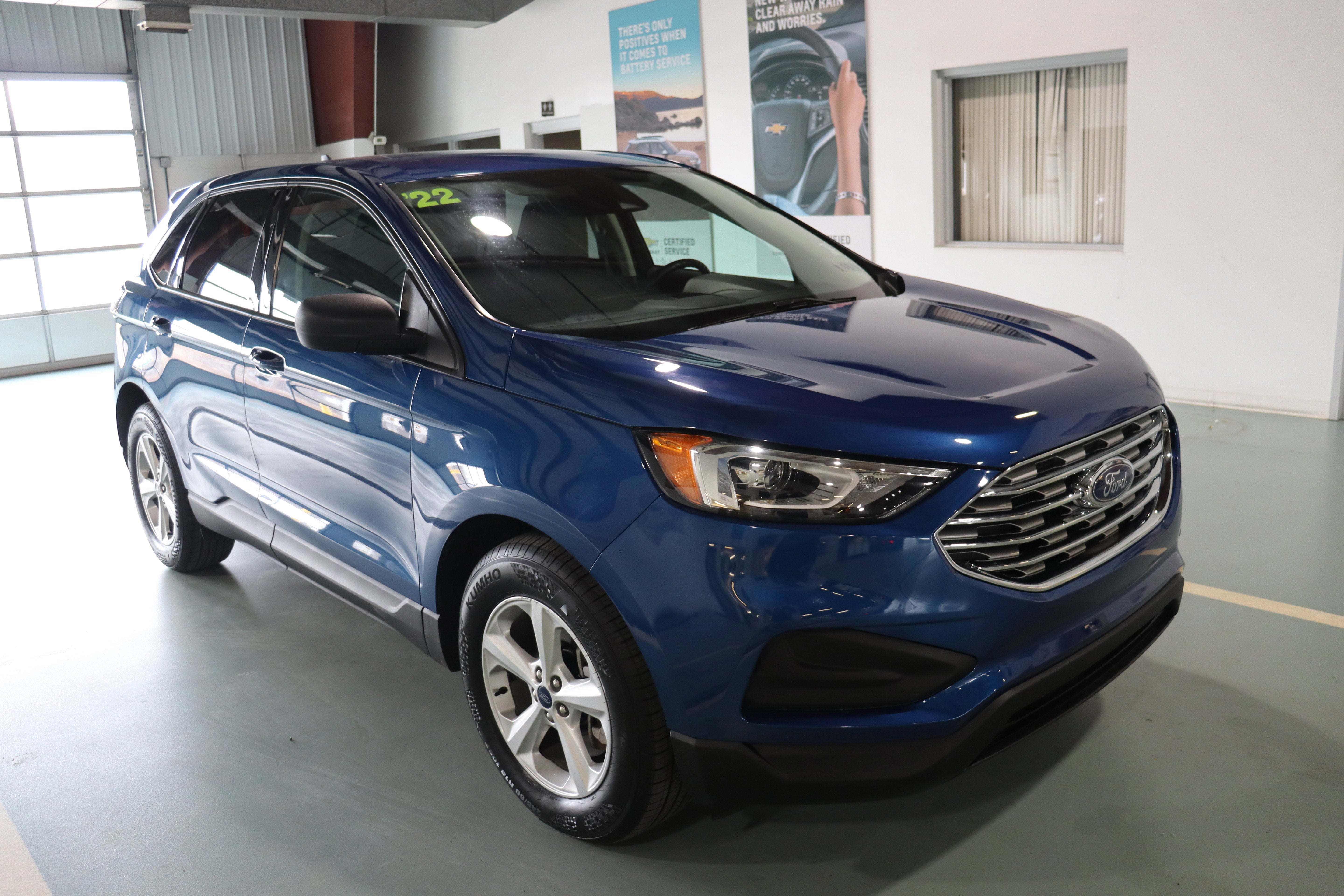 2022 Ford Edge SE