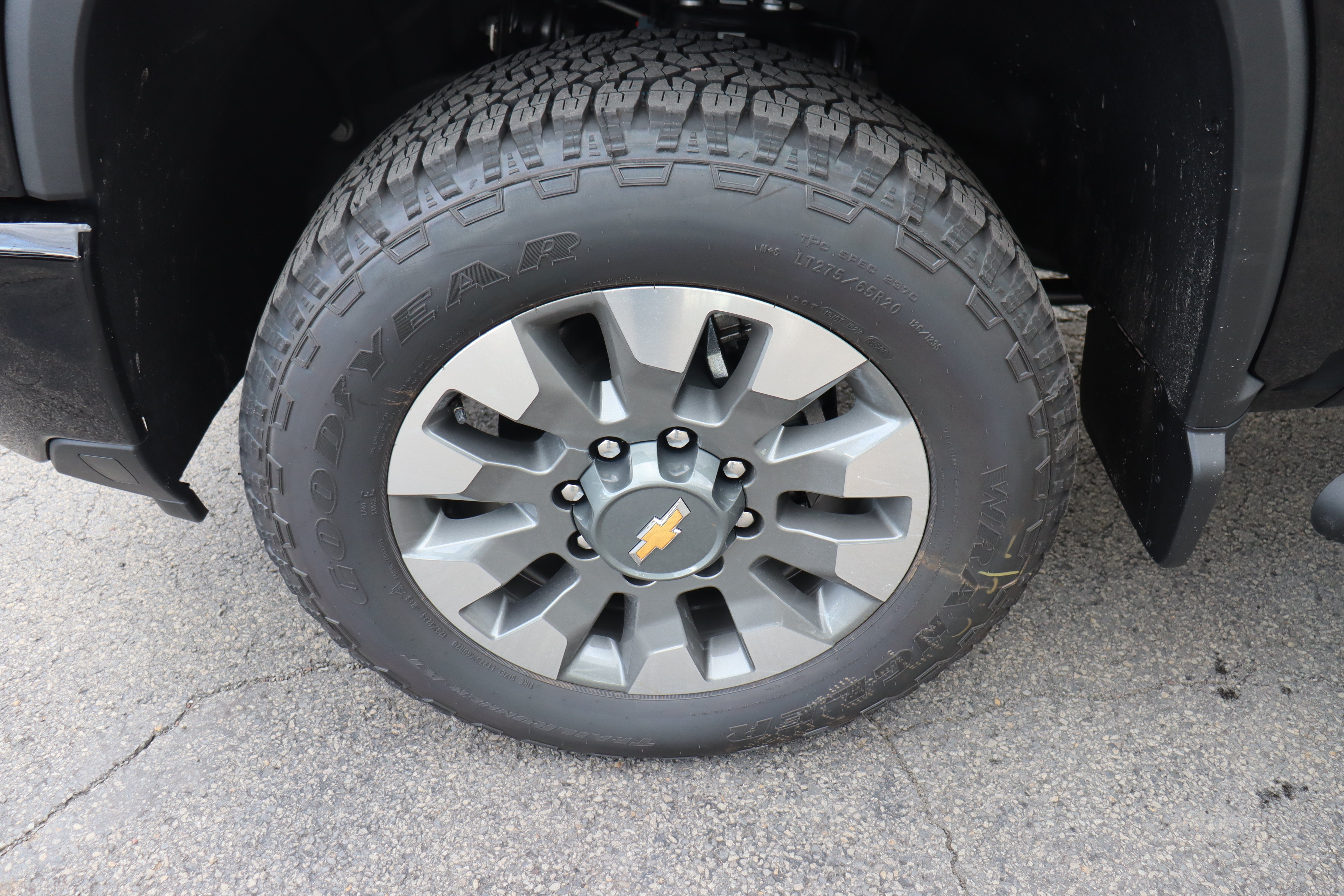 2026 Chevrolet Silverado 2500 HD Custom - Photo 9