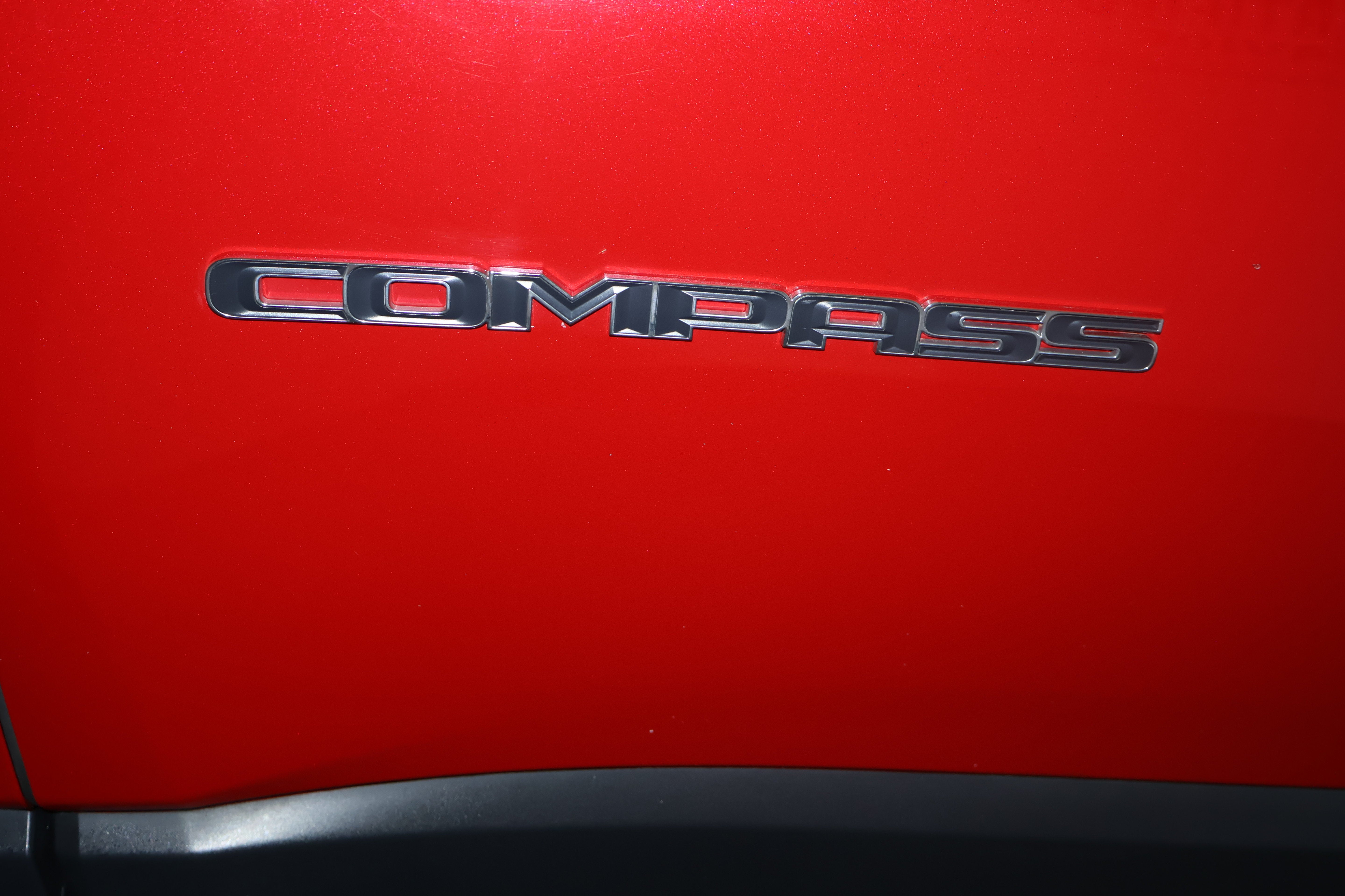2018 Jeep Compass Latitude - Photo 9