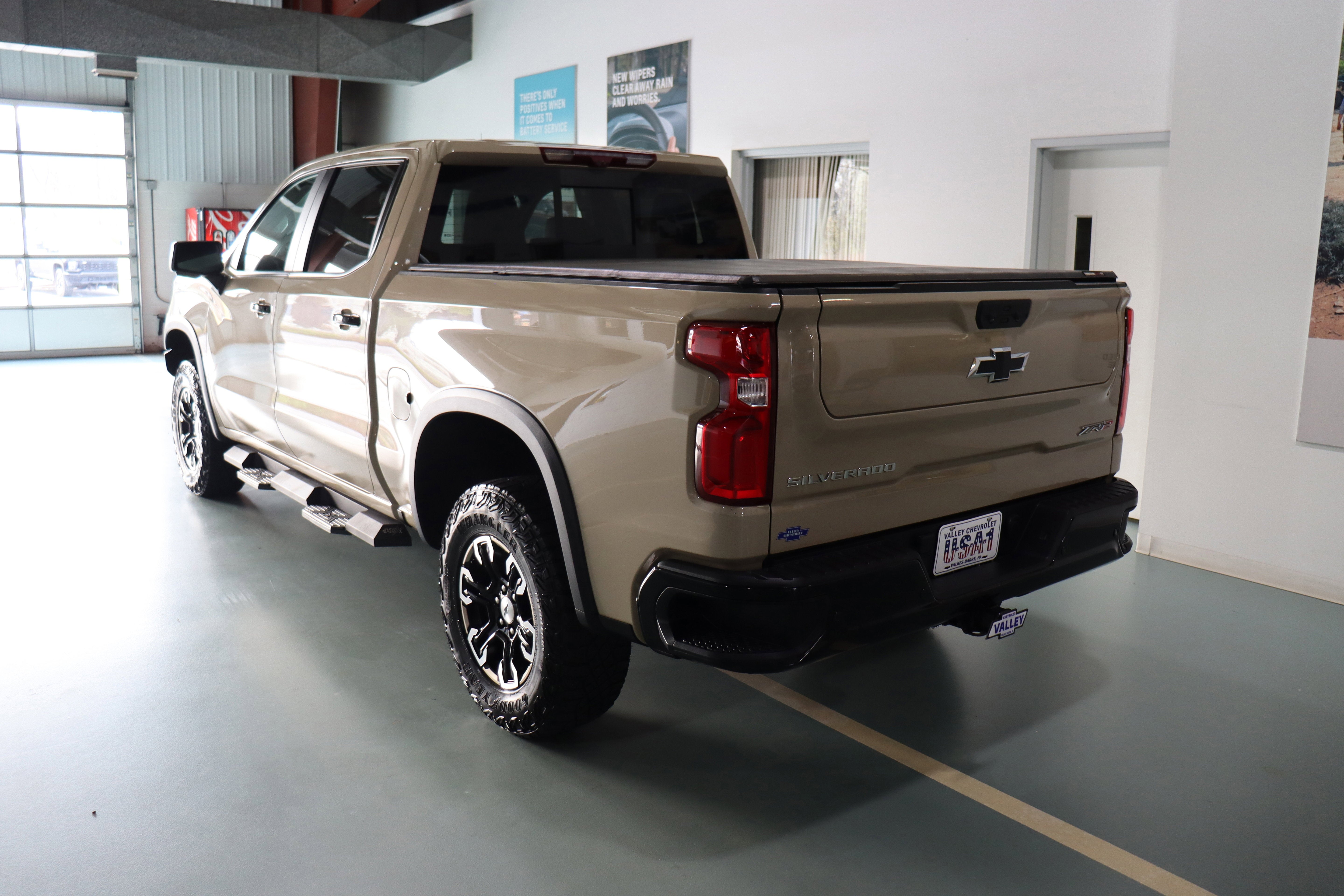 2023 Chevrolet Silverado 1500 ZR2