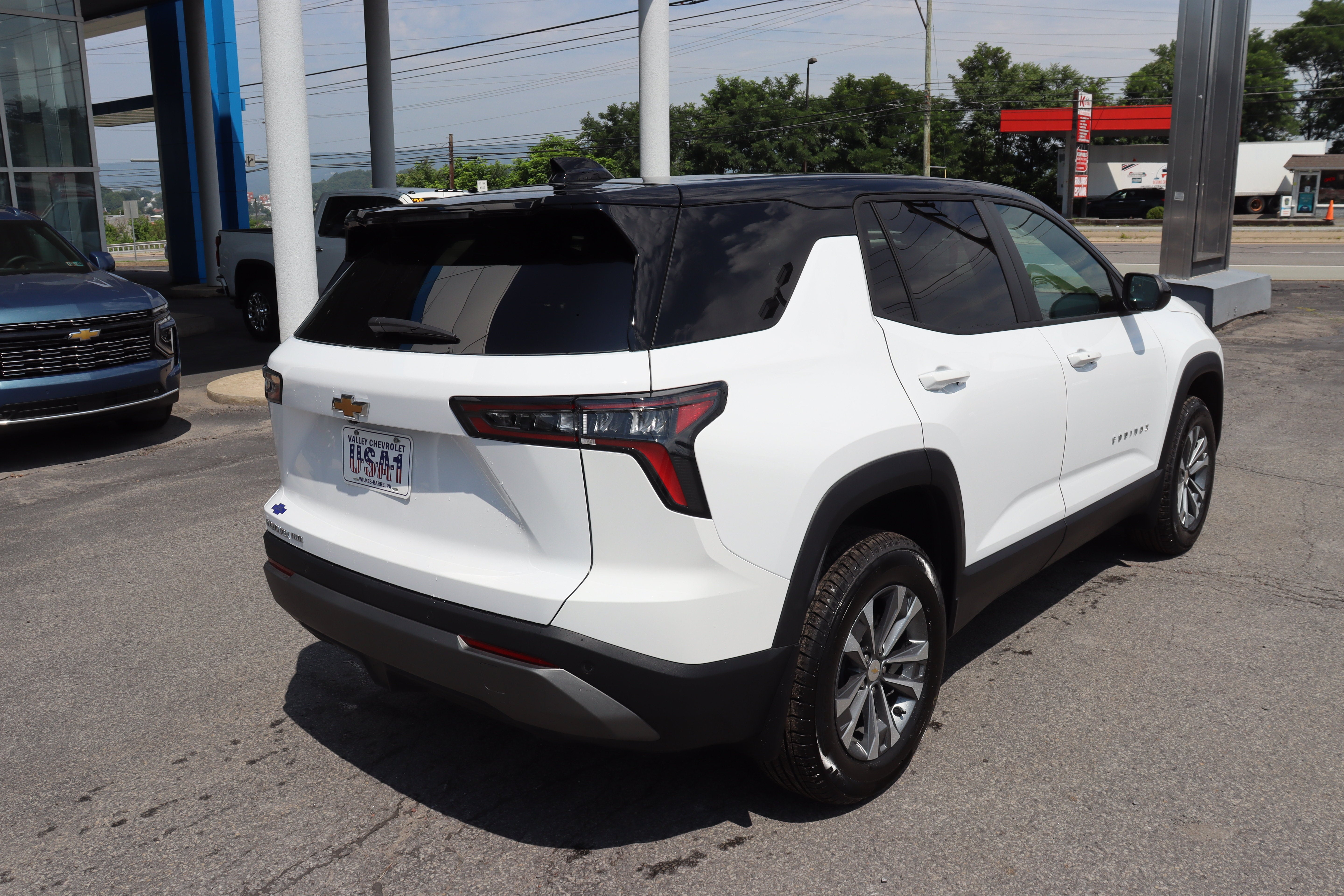 2027 Chevrolet Equinox LT