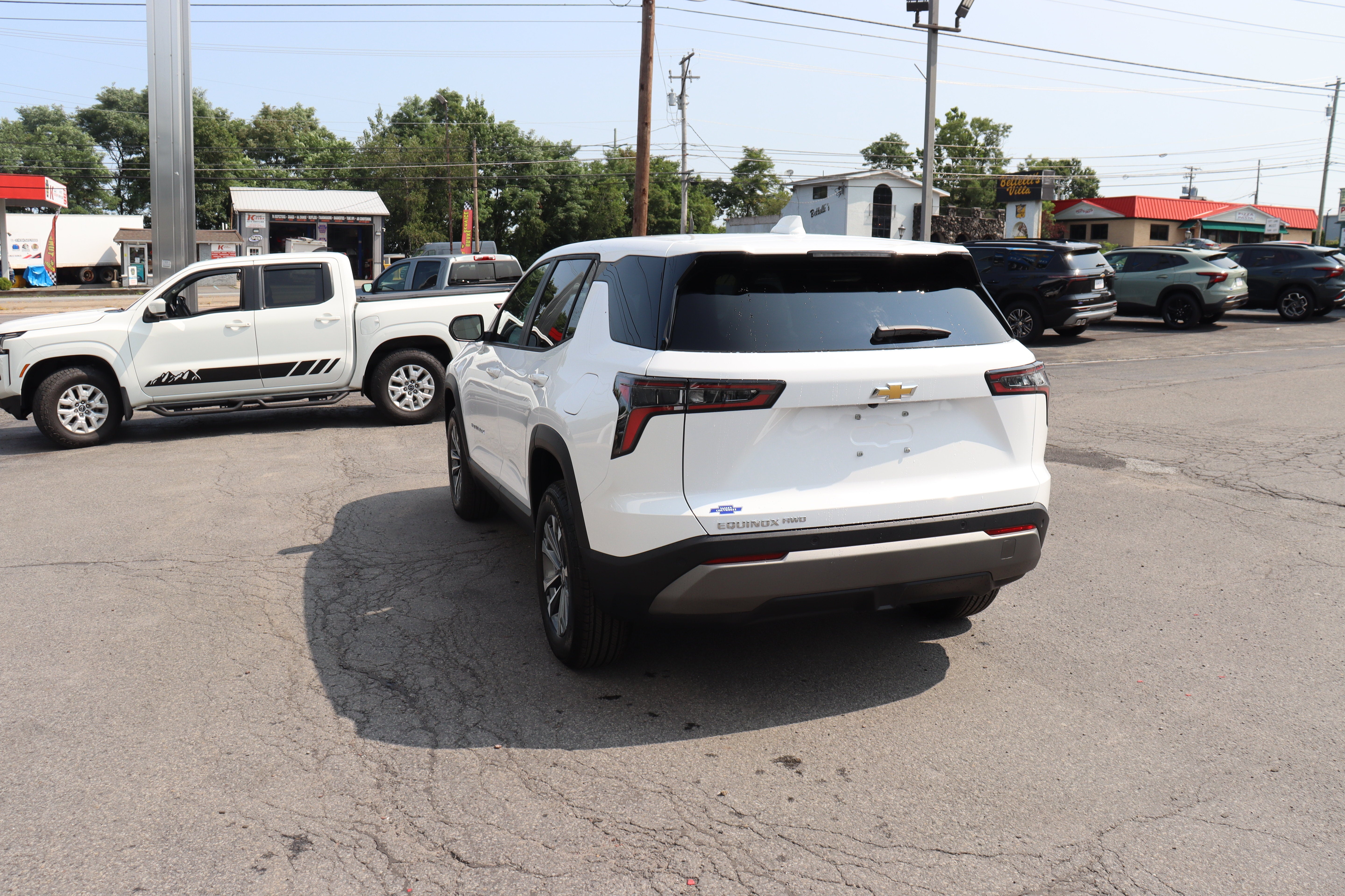 2027 Chevrolet Equinox LT