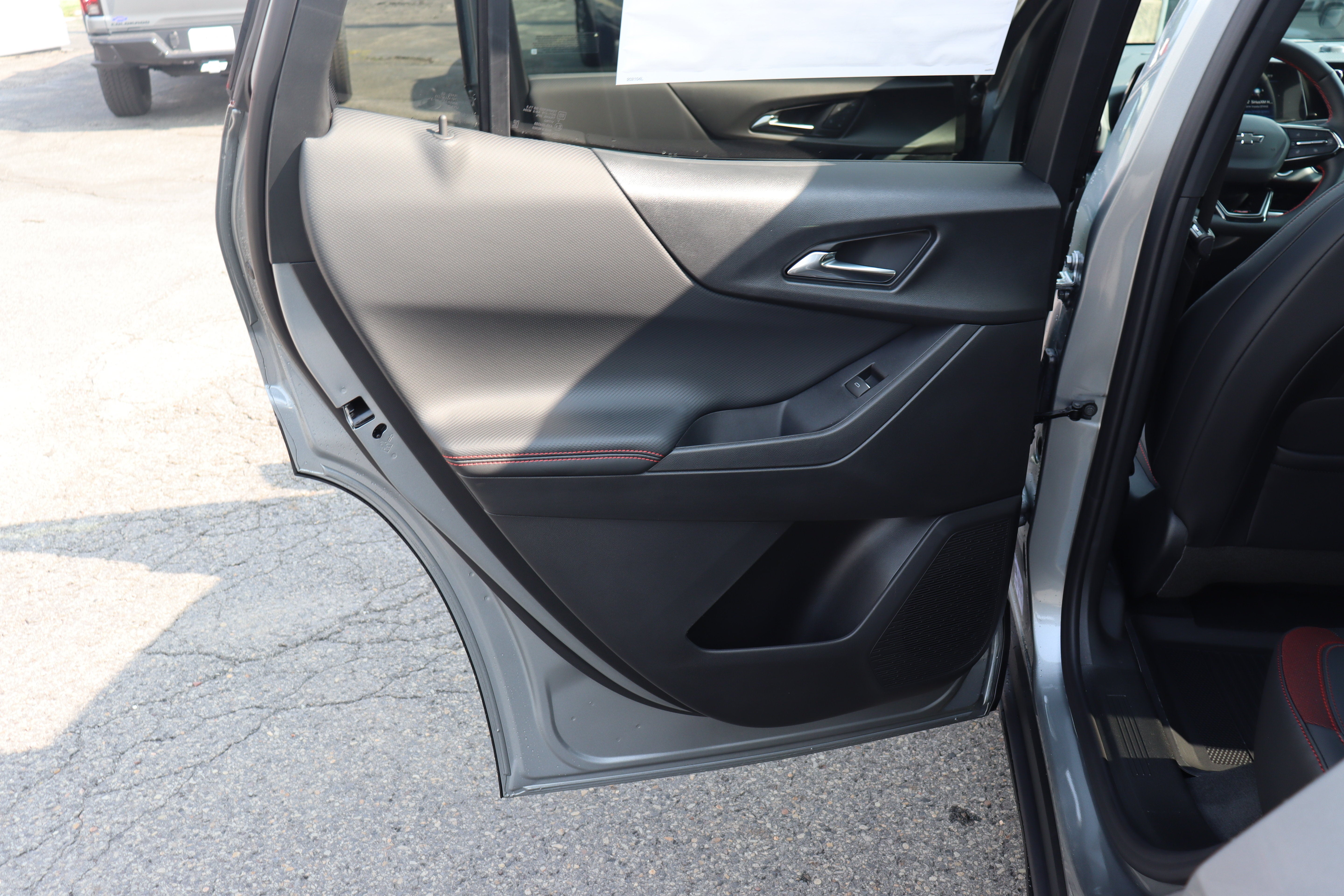 2027 Chevrolet Equinox RS - Photo 12