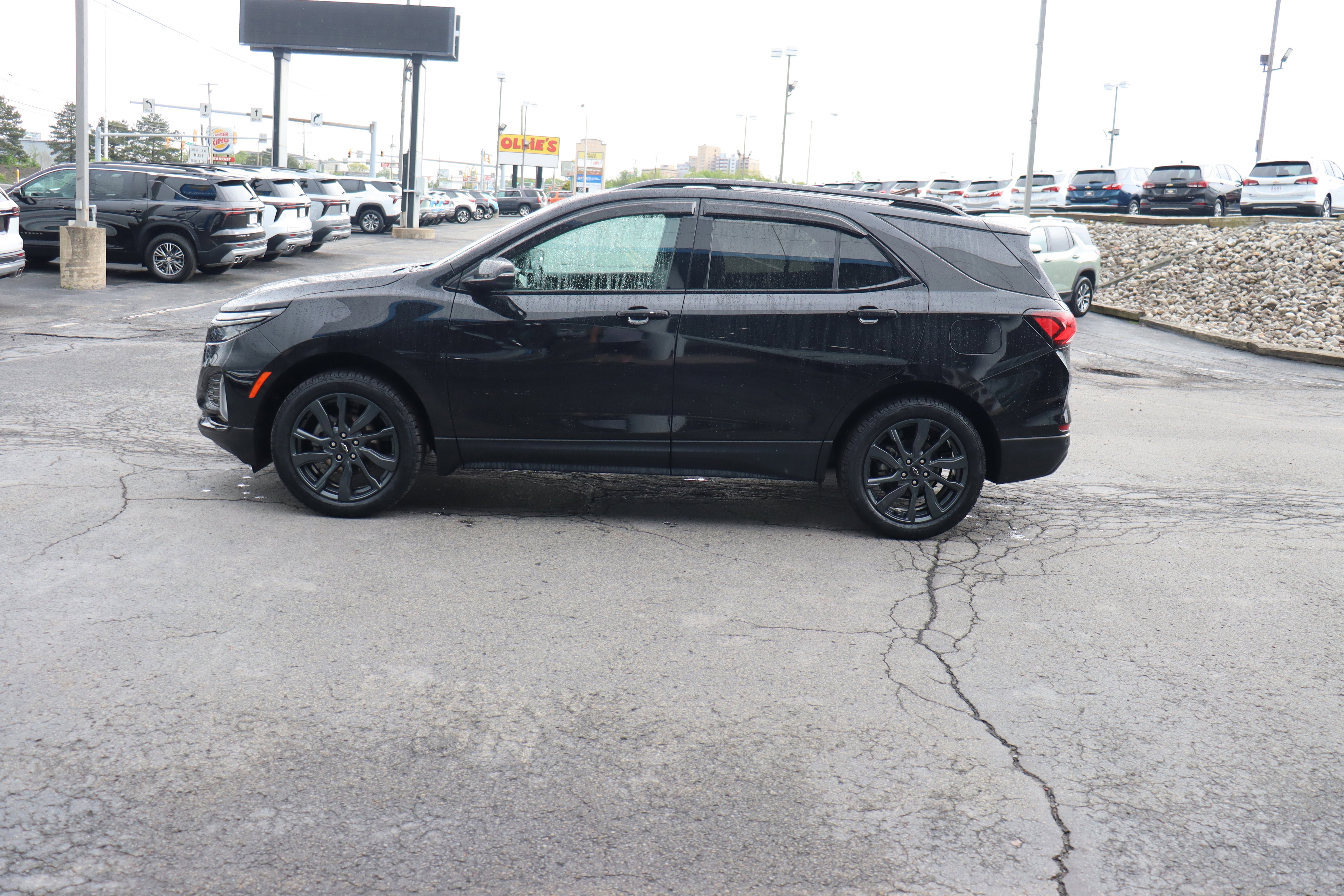 2023 Chevrolet Equinox RS
