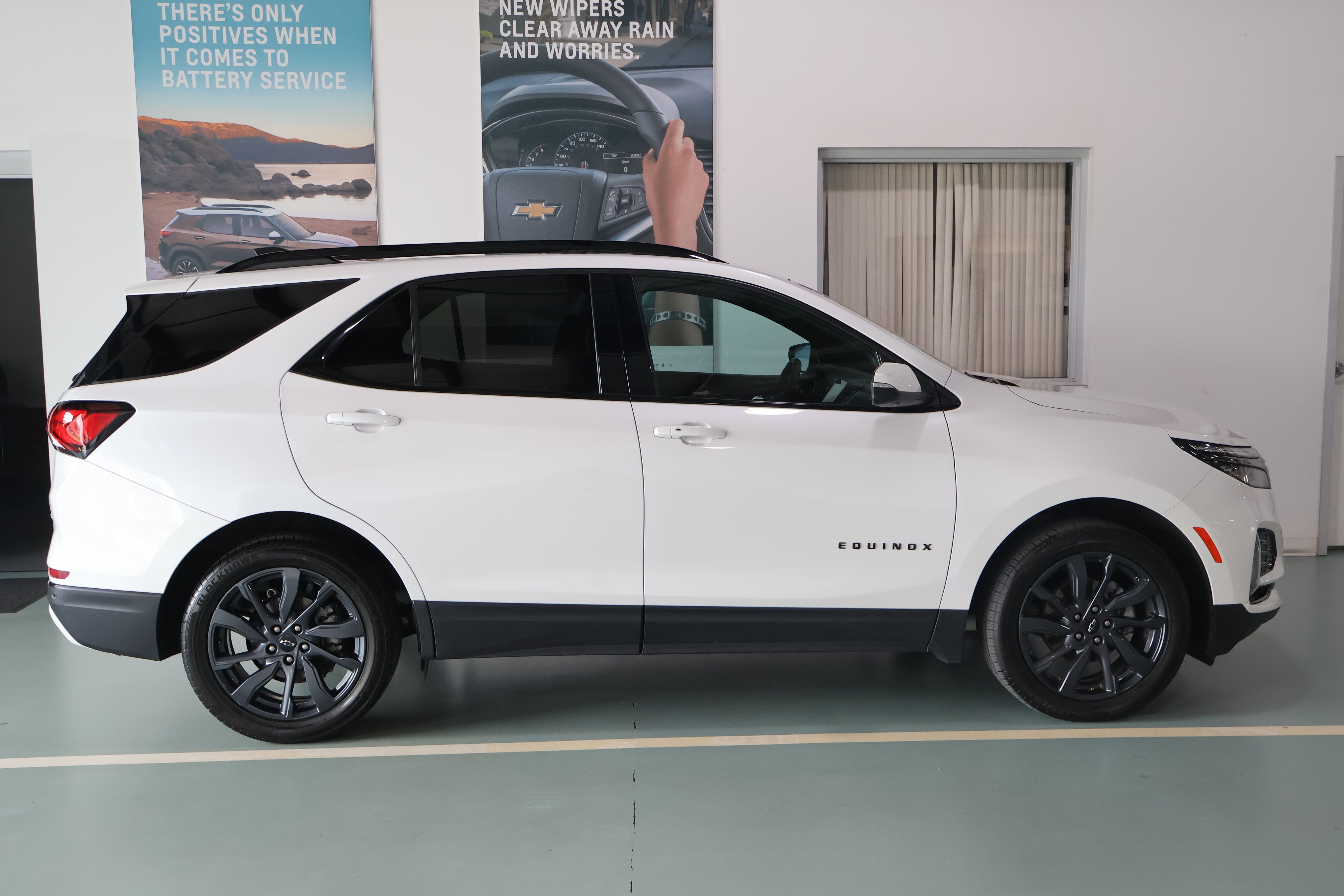 2023 Chevrolet Equinox RS