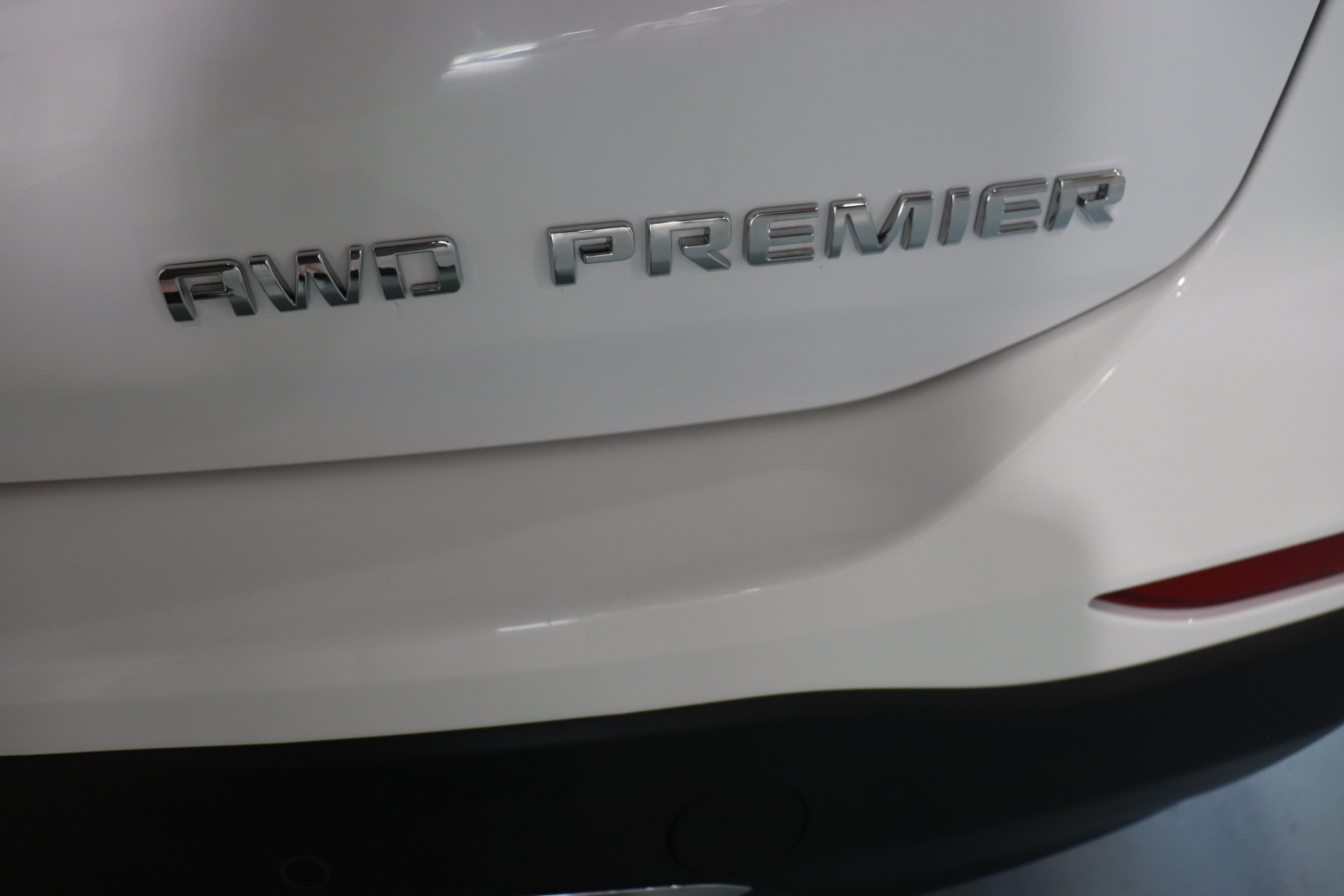 2023 Chevrolet Equinox Premier