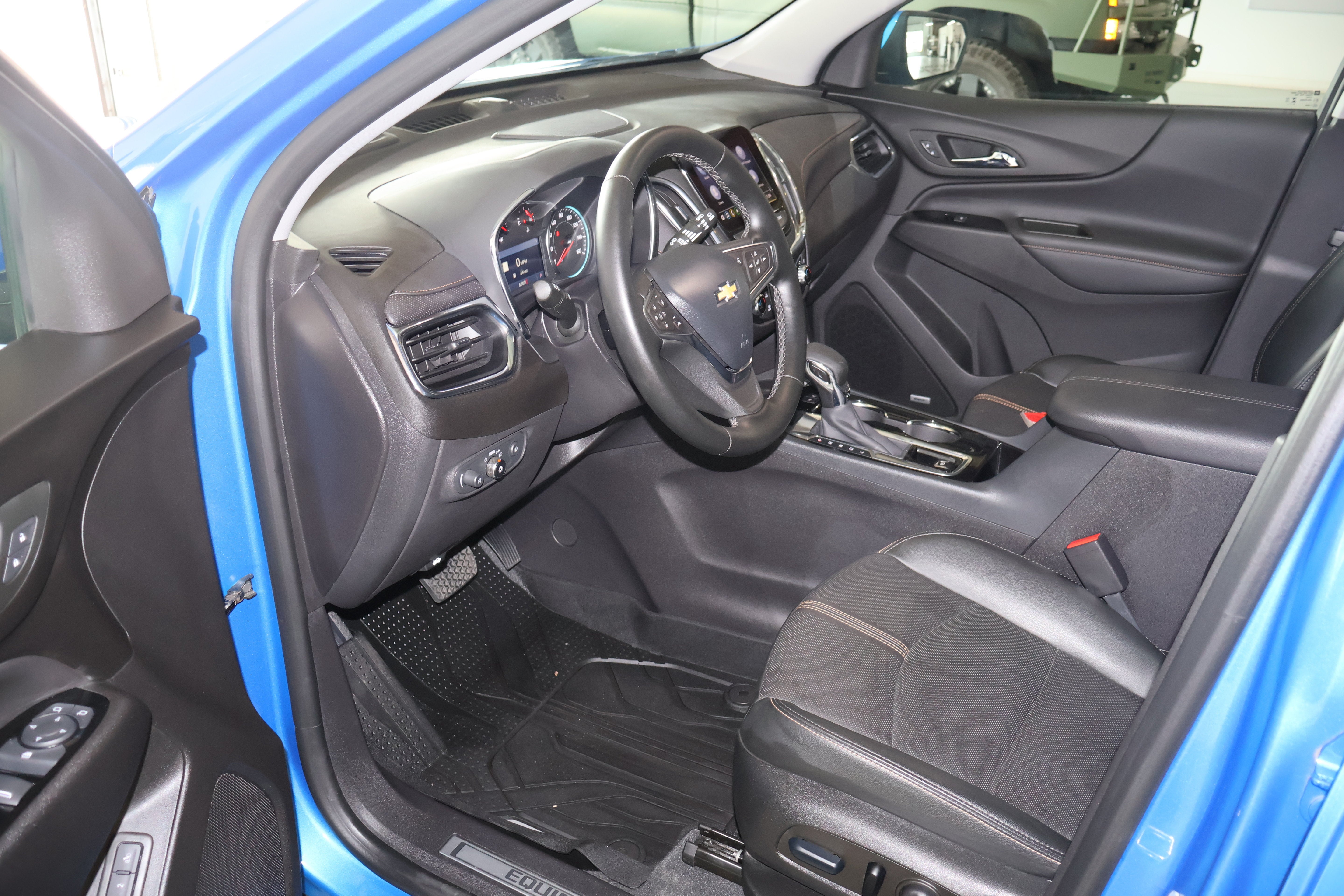2024 Chevrolet Equinox Premier - Photo 14
